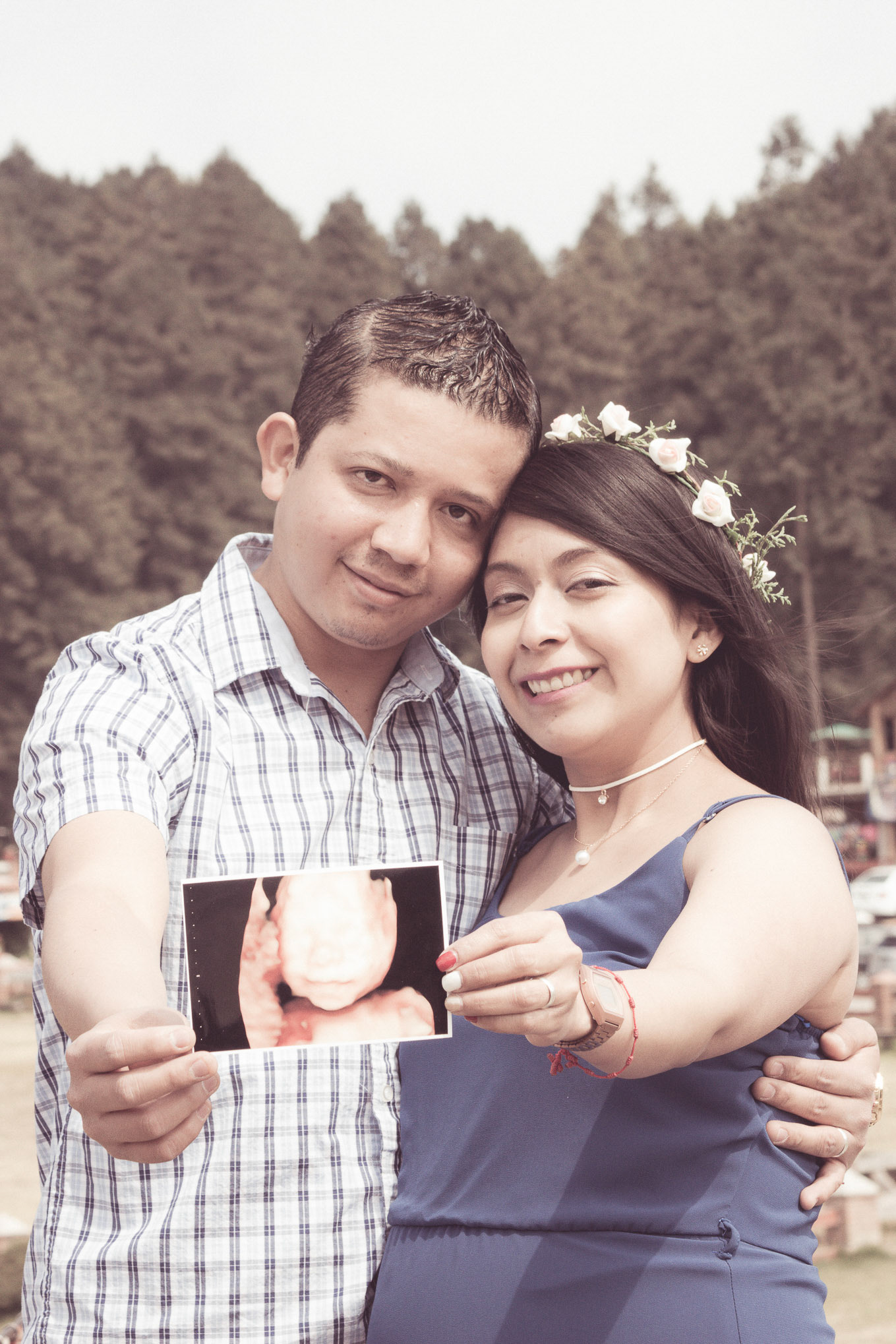 Sesión fotográfica de Sandy & Iván, maternidad en la marquesa.