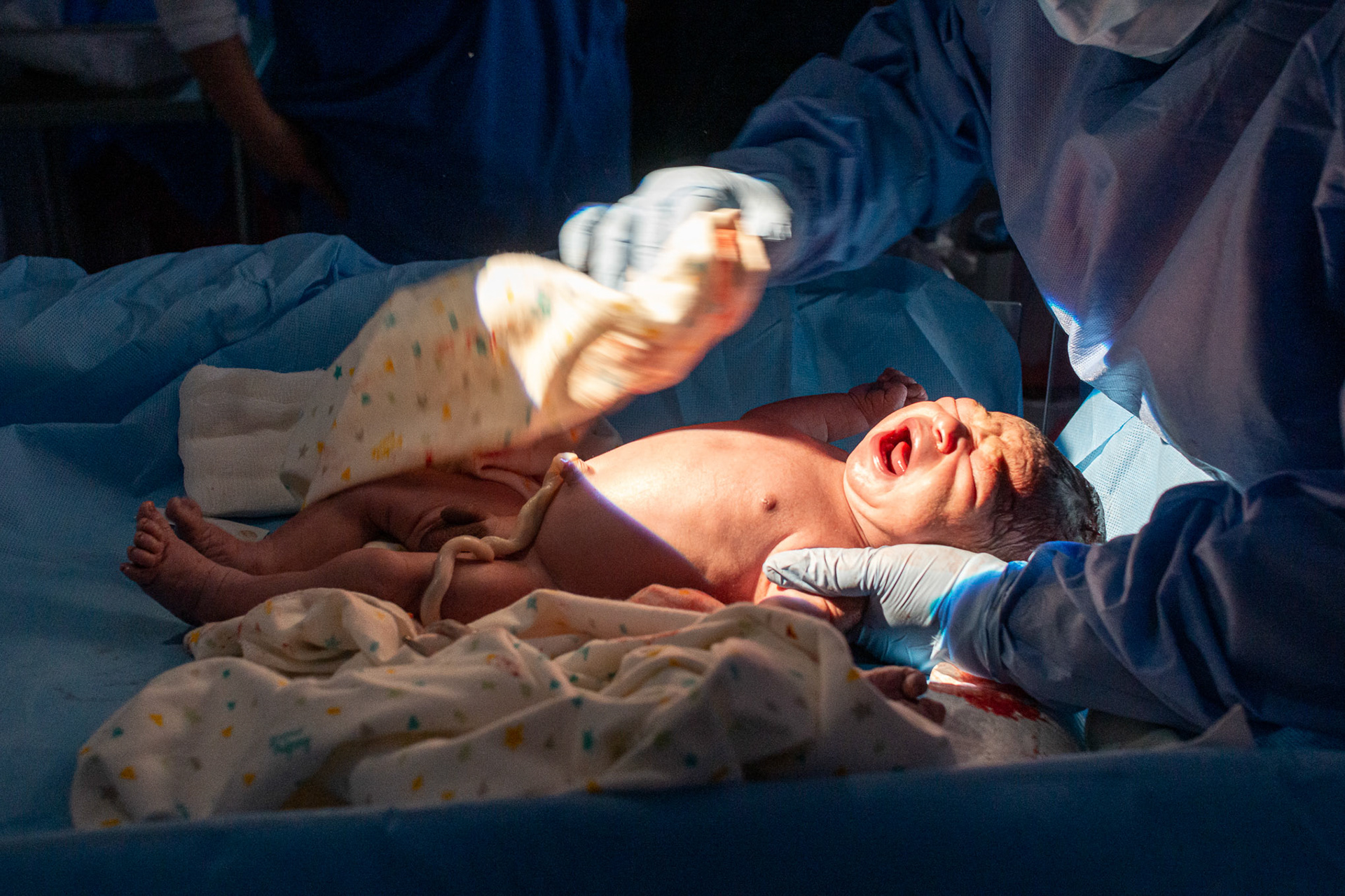 Didier Alberto Flores Gaytán, nació el 13 de enero de 2020 a las 5:29 horas con un peso de 2790 gramos y 49 cm de talla.

Apgar 8/9, capurro 39 semanas.