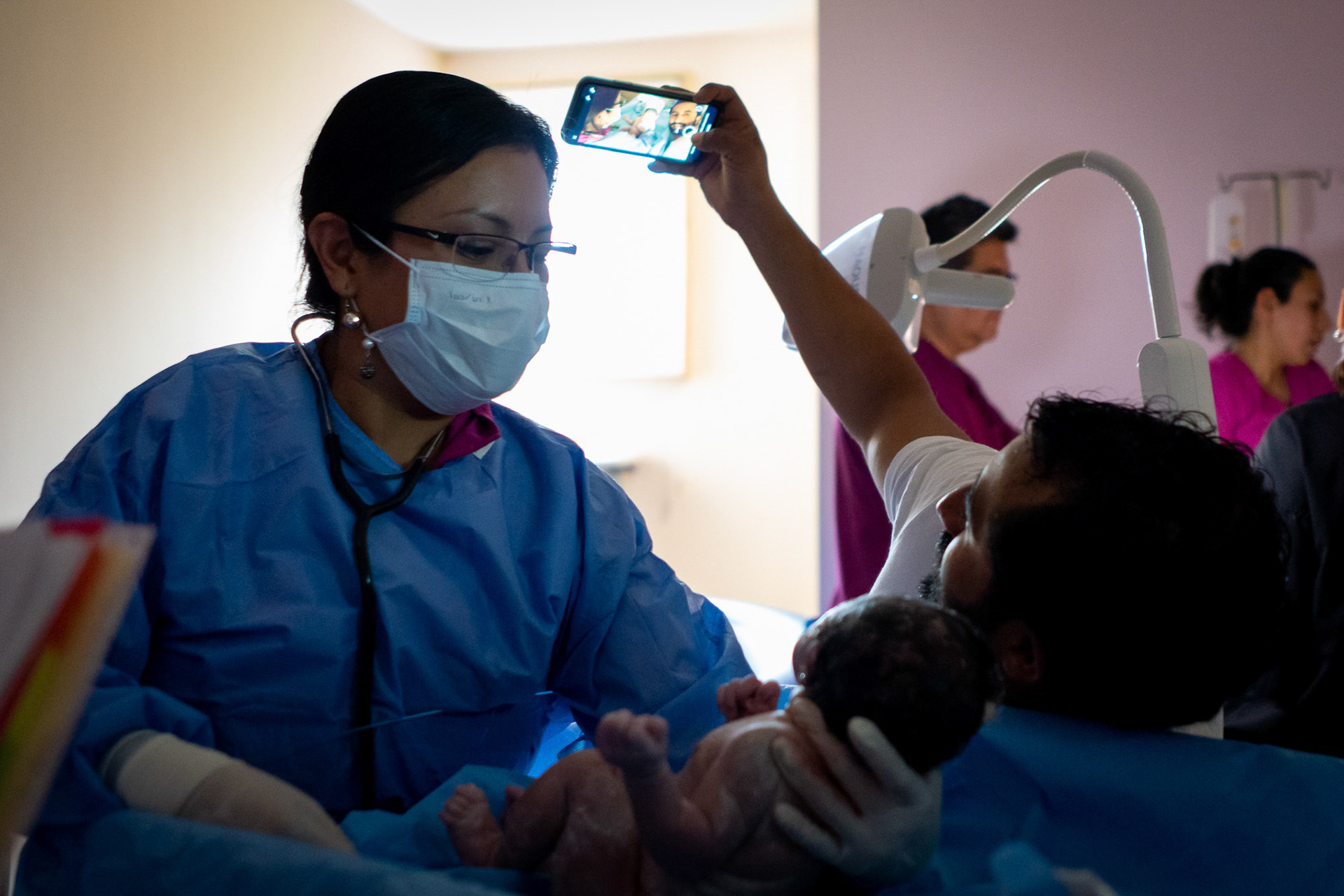 Ana Loretta Lara Fuentes, nació el 28 de diciembre de 2019 a las 8:09 horas con un peso de 3280 gramos y 51 cm de talla.
