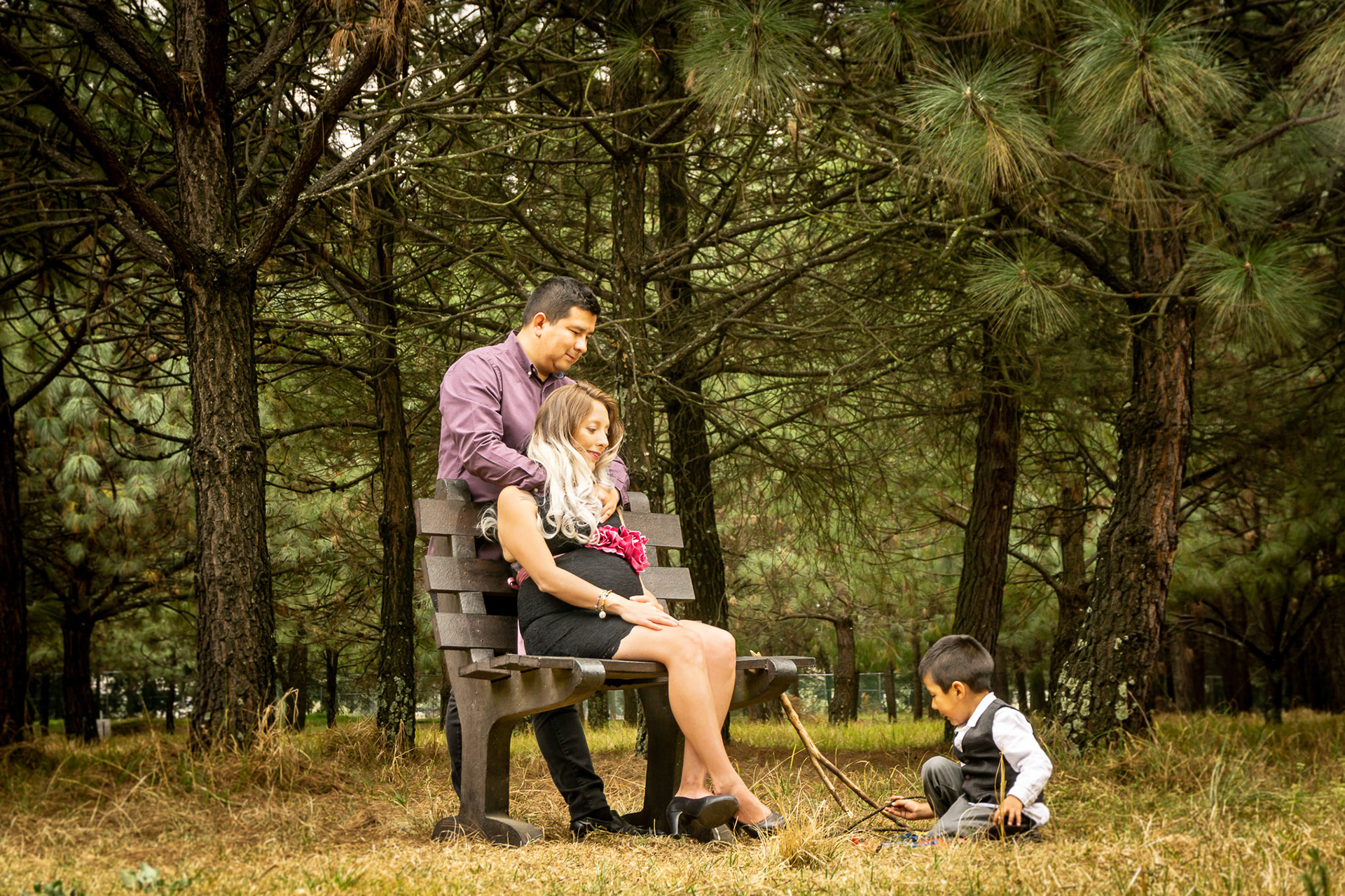 Sesión fotográfica de embarazo para la familia de Nallely