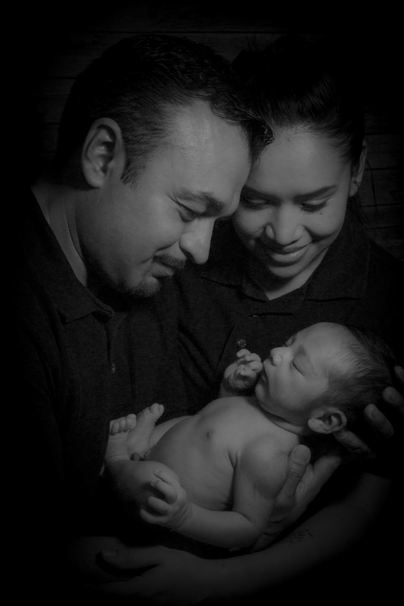 Sesión fotográfica de Recién Nacido (New Born) para Osmarc a sus 11 días de edad.