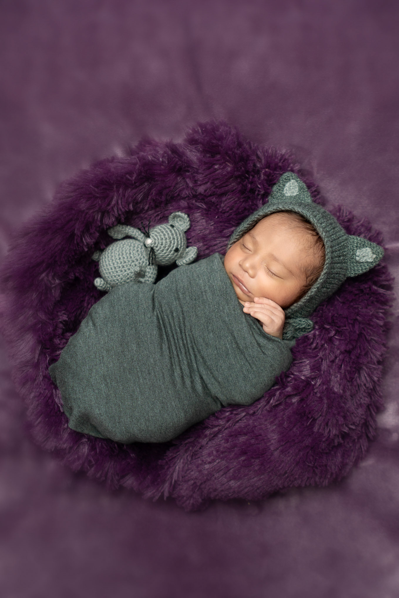 Sesión fotográfica de Recién Nacido (New Born) para Osmarc a sus 11 días de edad.