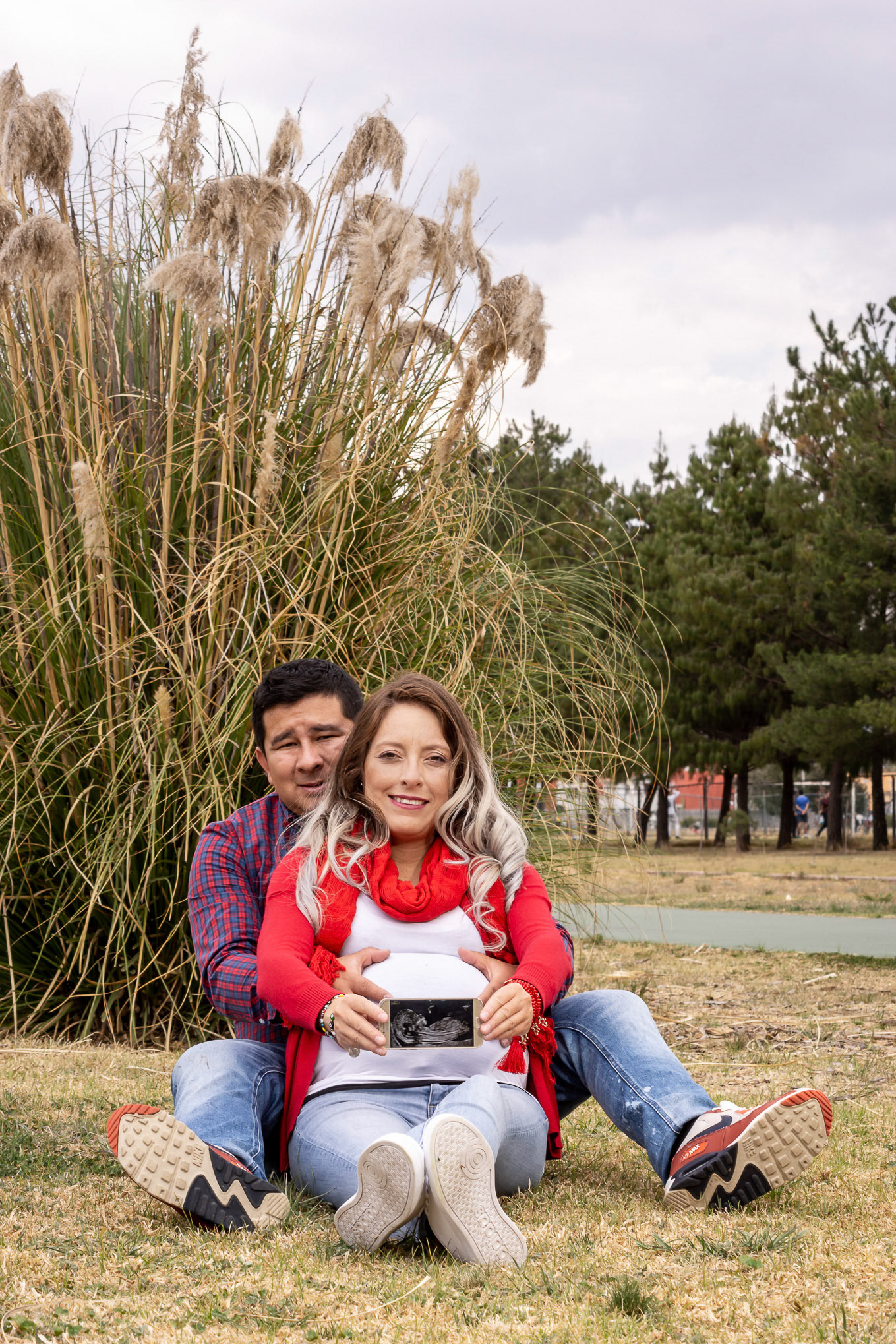 Sesión fotográfica de embarazo para la familia de Nallely