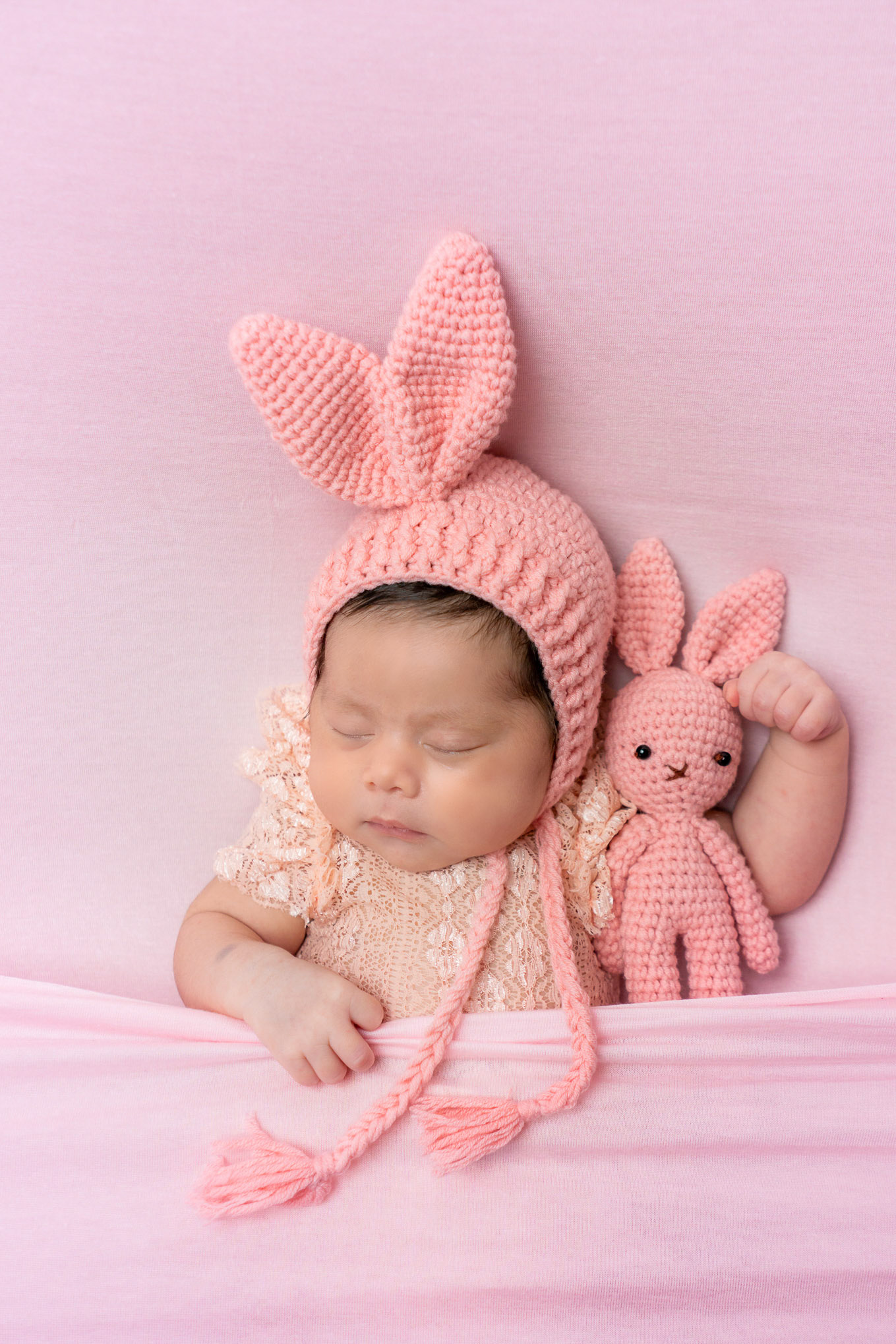 Sesión fotográfica de Recién Nacido (New Born) para Mía Alessandra.