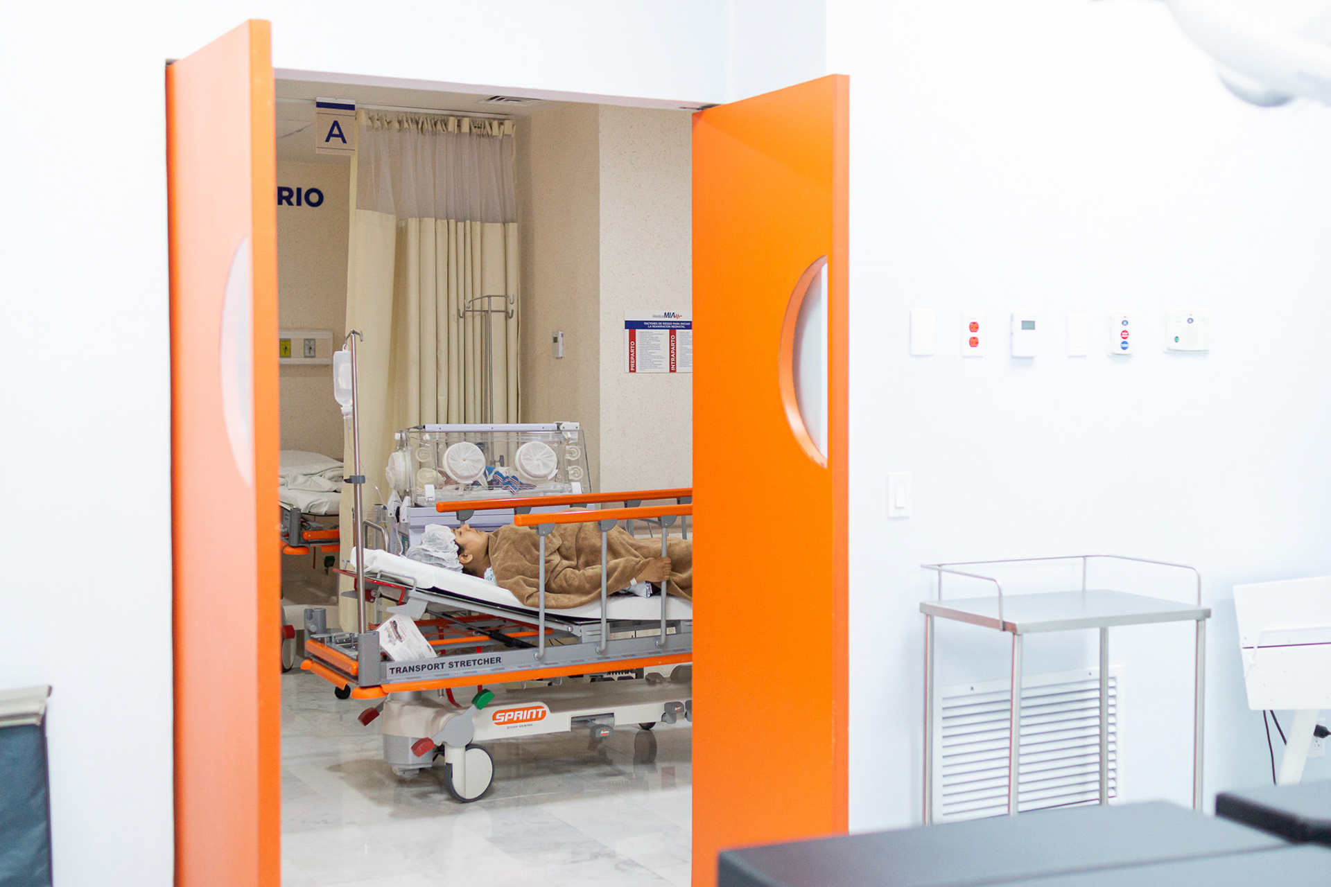 Didier Alberto Flores Gaytán, nació el 13 de enero de 2020 a las 5:29 horas con un peso de 2790 gramos y 49 cm de talla.

Apgar 8/9, capurro 39 semanas.