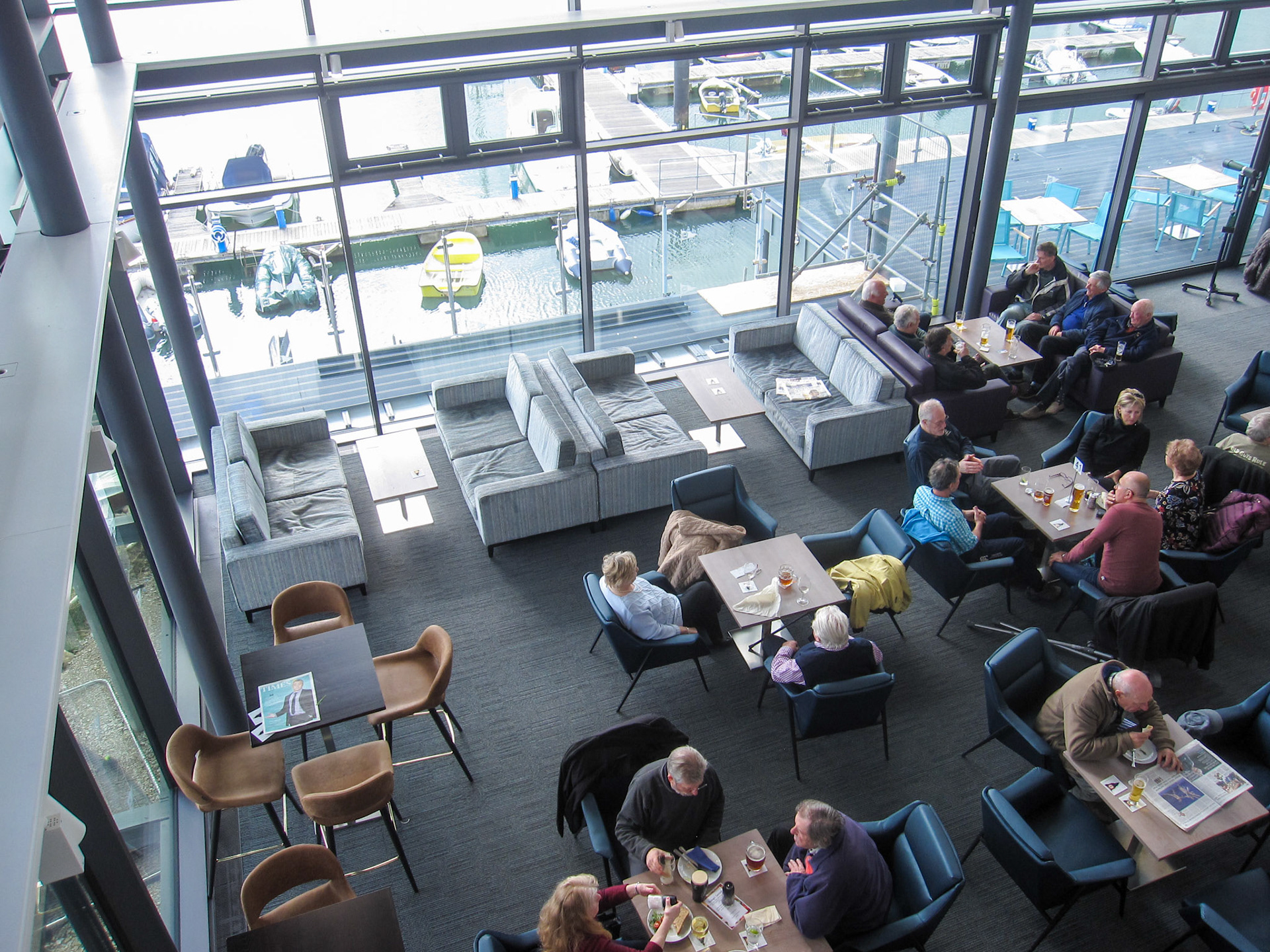 Cafe & Restaurant overlooking the Harbour