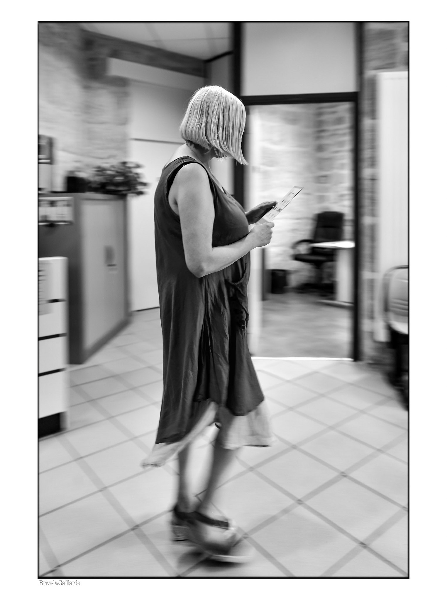 En mouvement, secrétaire 