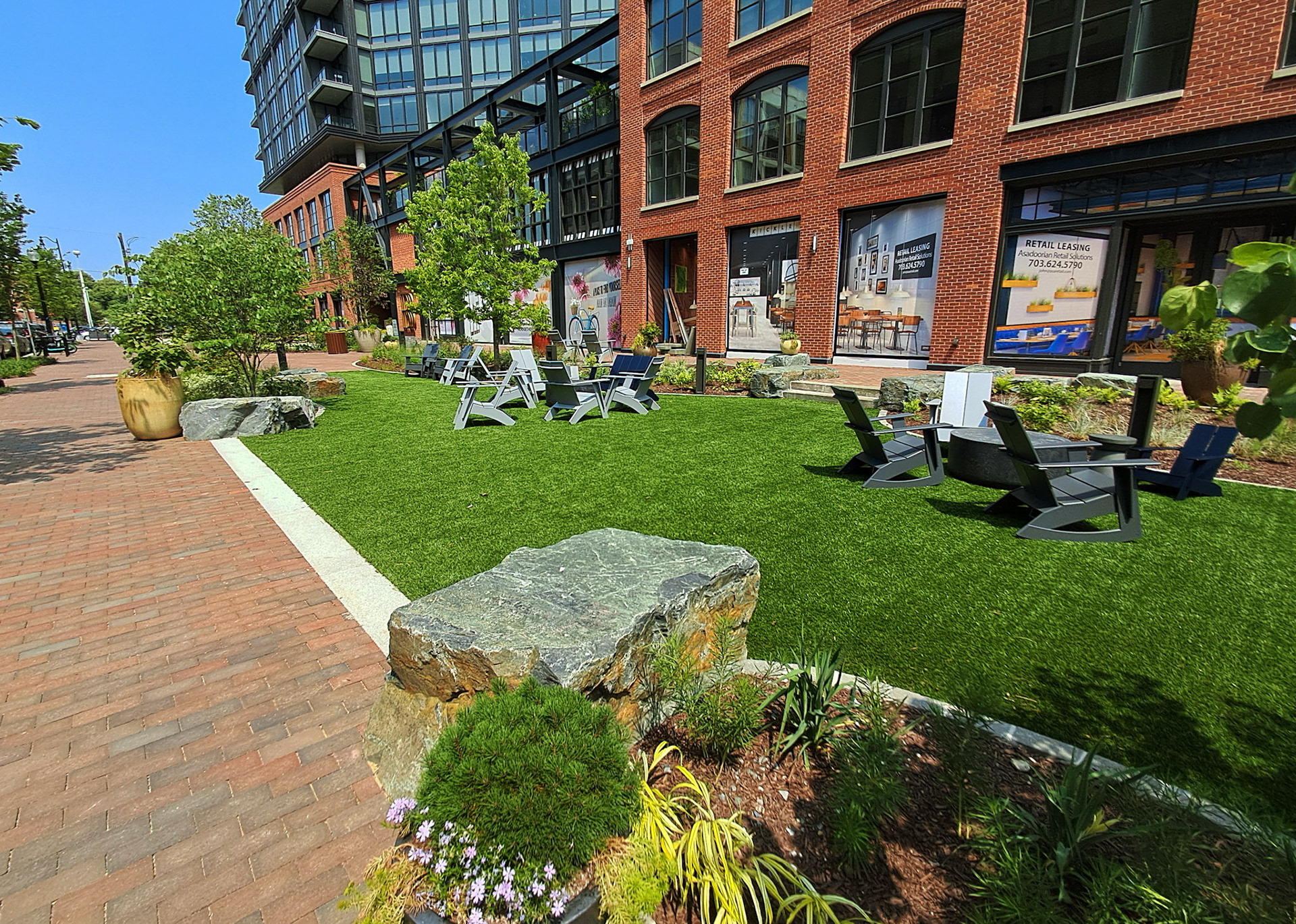 I also led quick design charrettes with the ownership team to implement late-stage design refinements and to resolve unforeseen site conditions, allowing the project to move forward efficiently while preserving the original design vision