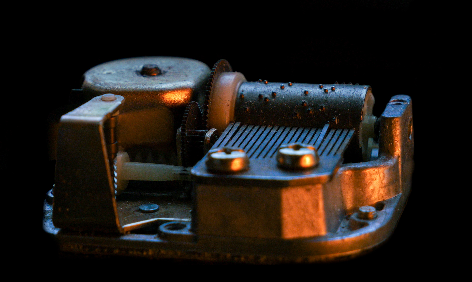 Clockwork musical box