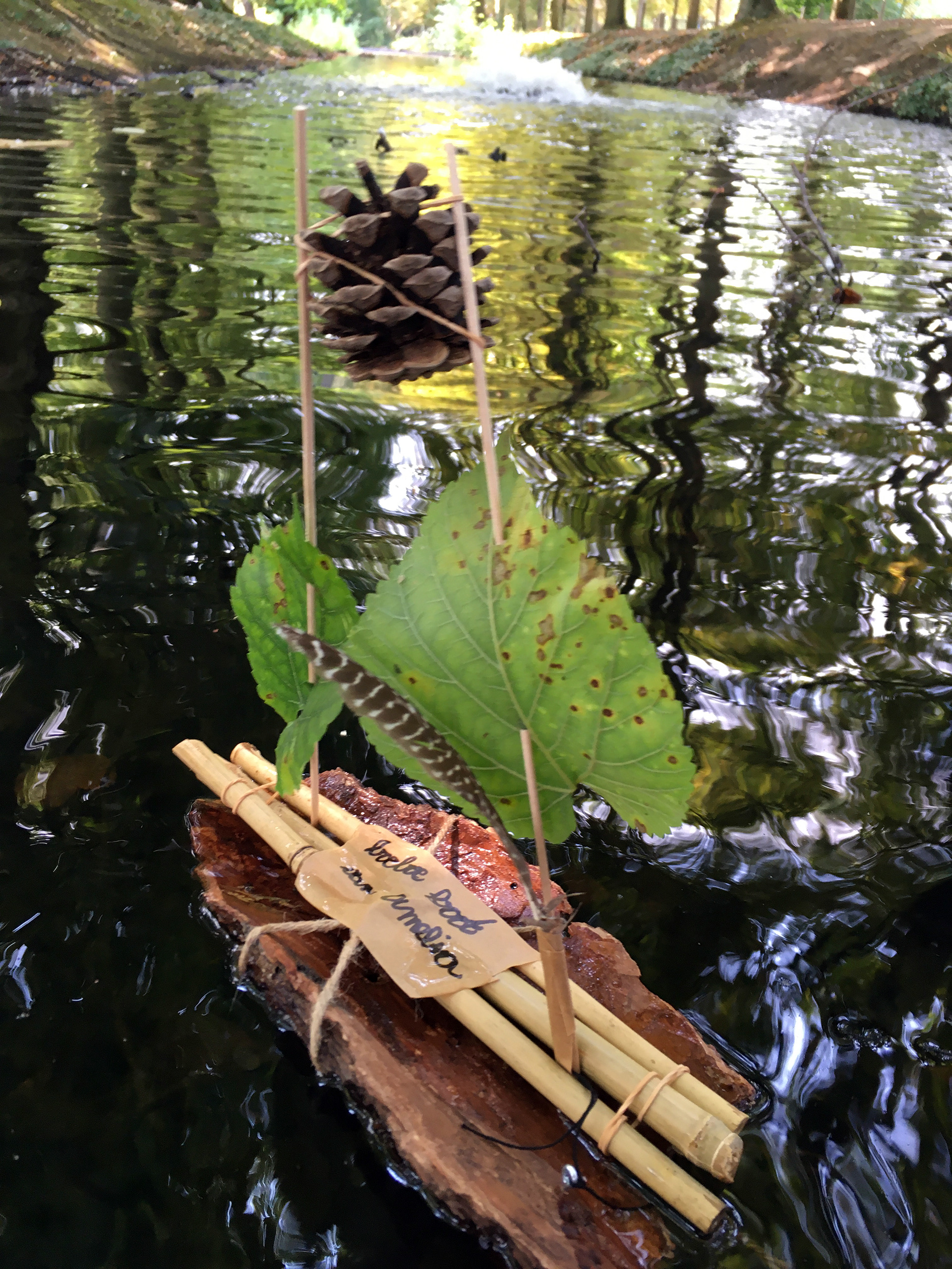 it floats!