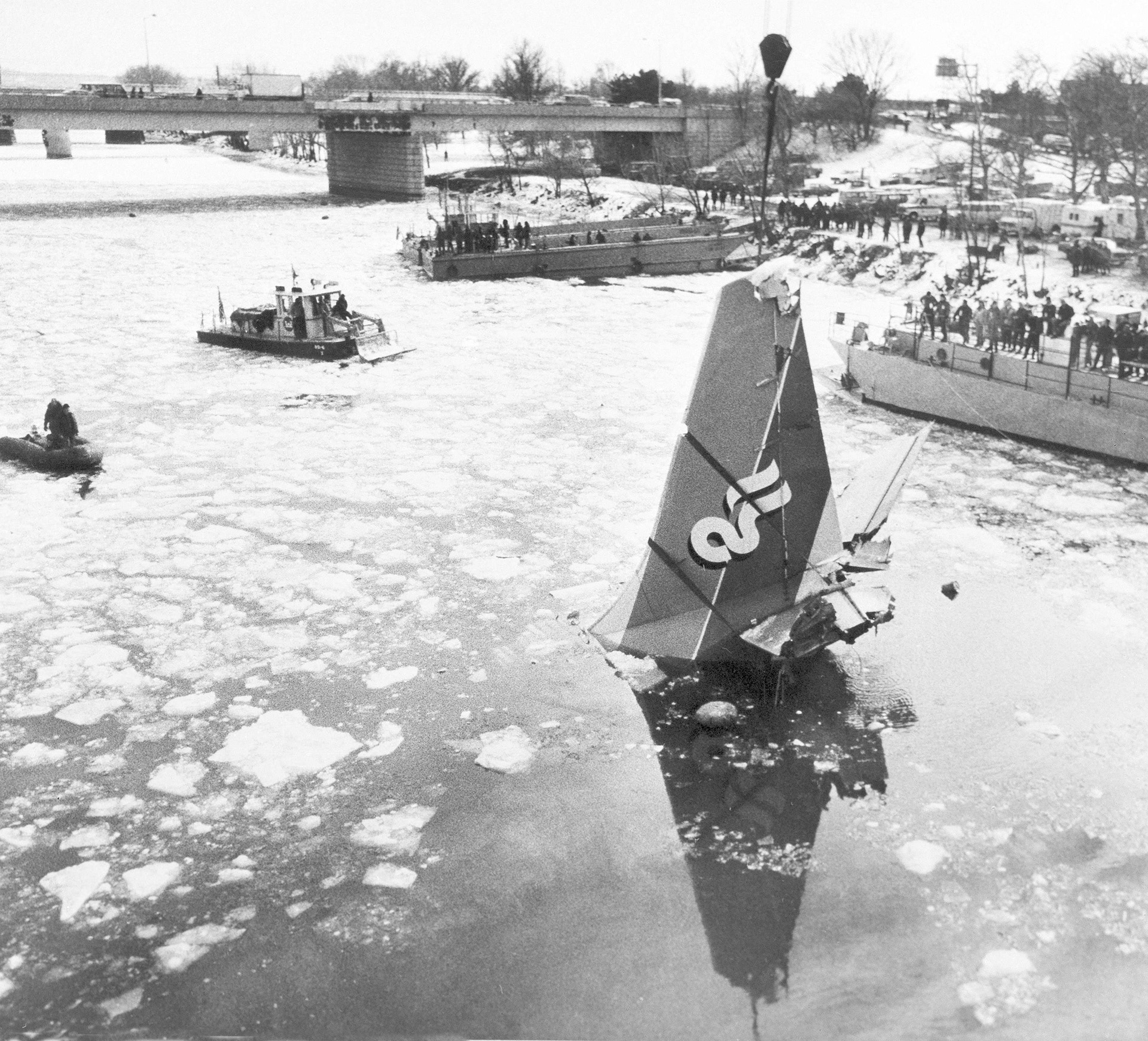 Air Florida Flight 90 crashed into the Potomac River in 1982