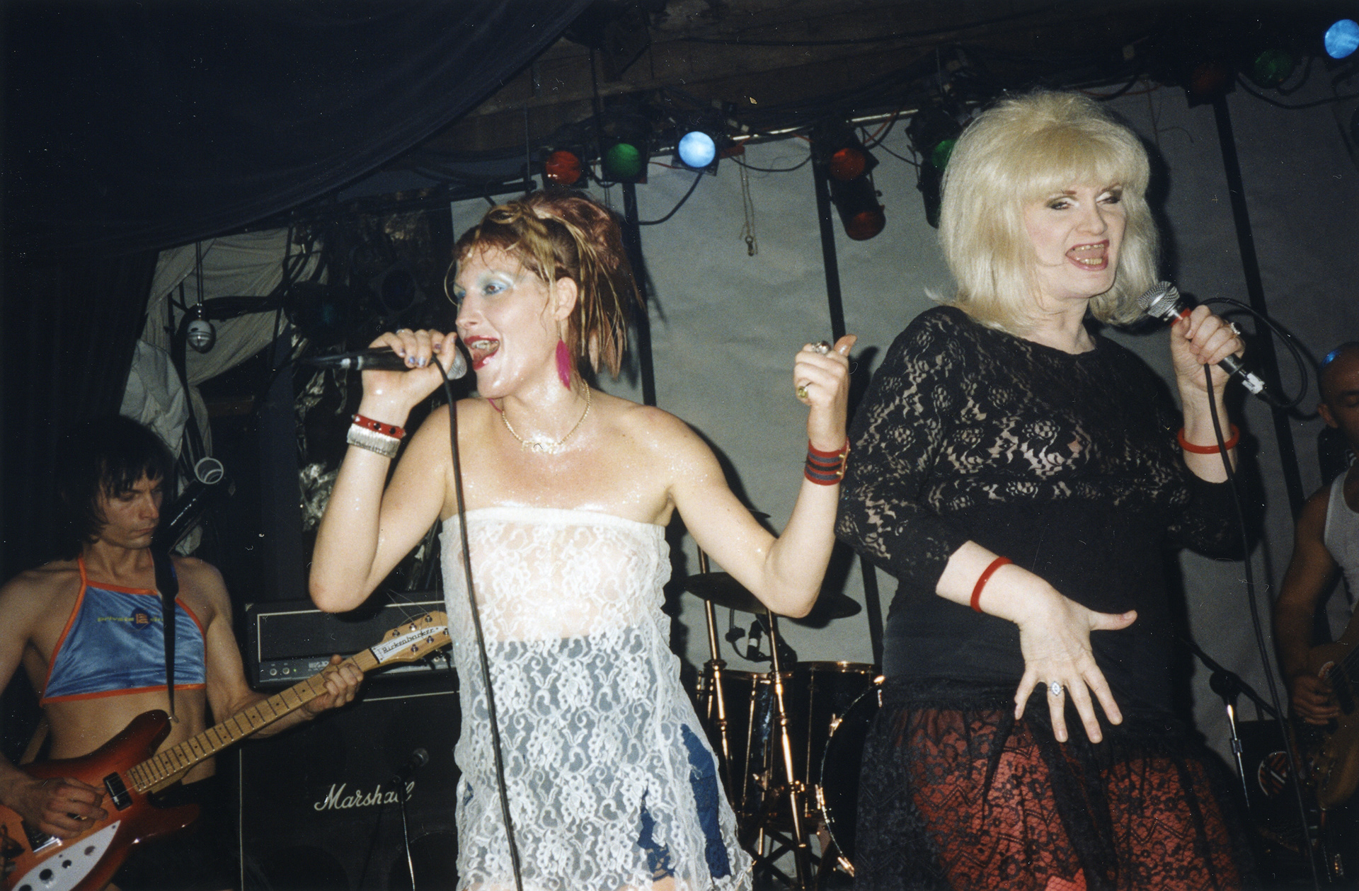 Chloe Dzubilo performing with Jayne County at Squeezebox