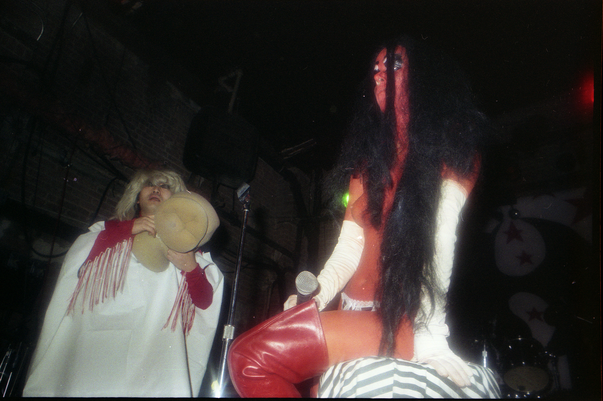 TVHoKB Karen Black live