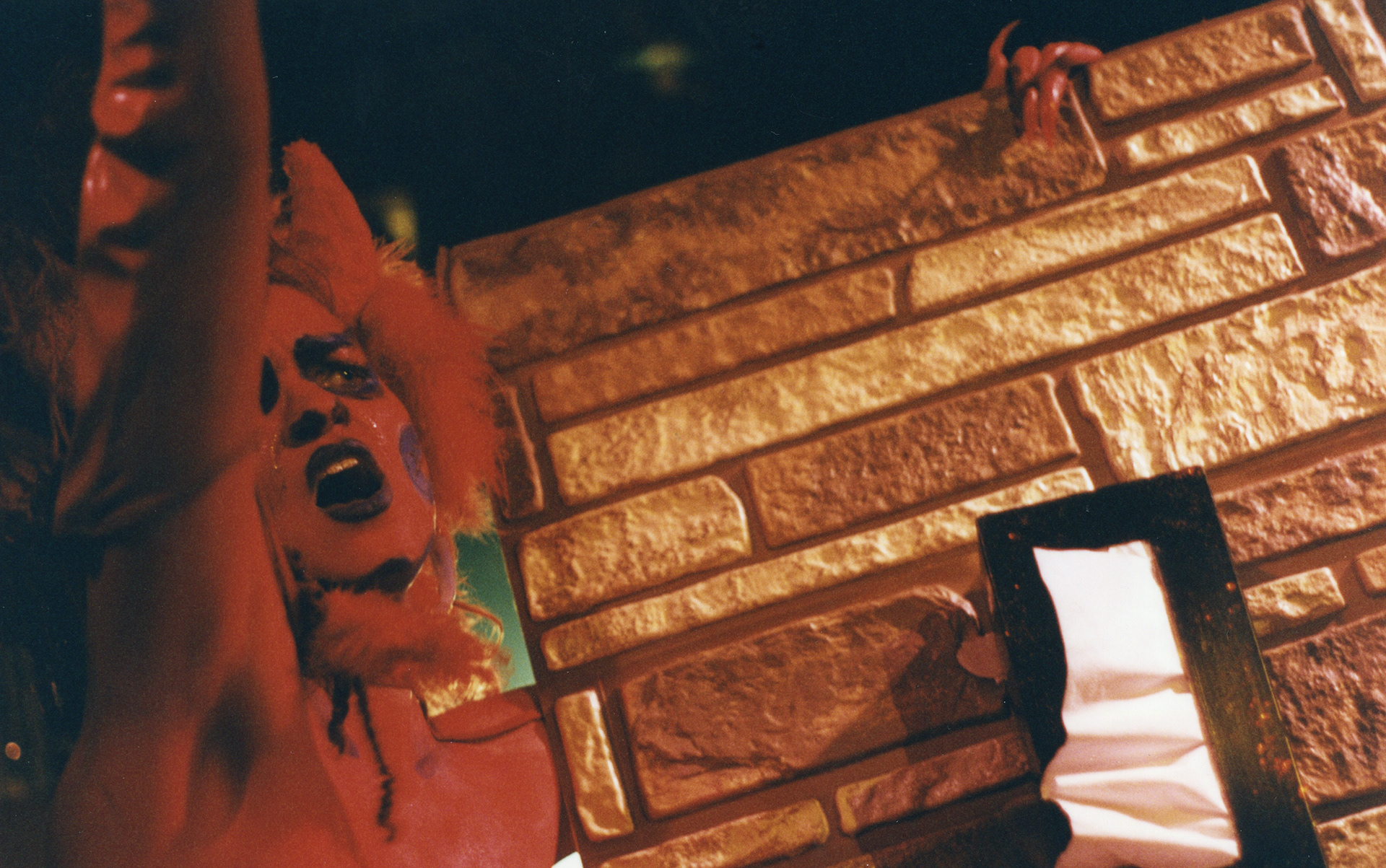TVHoKB Karen Black live, the Wailing Wall