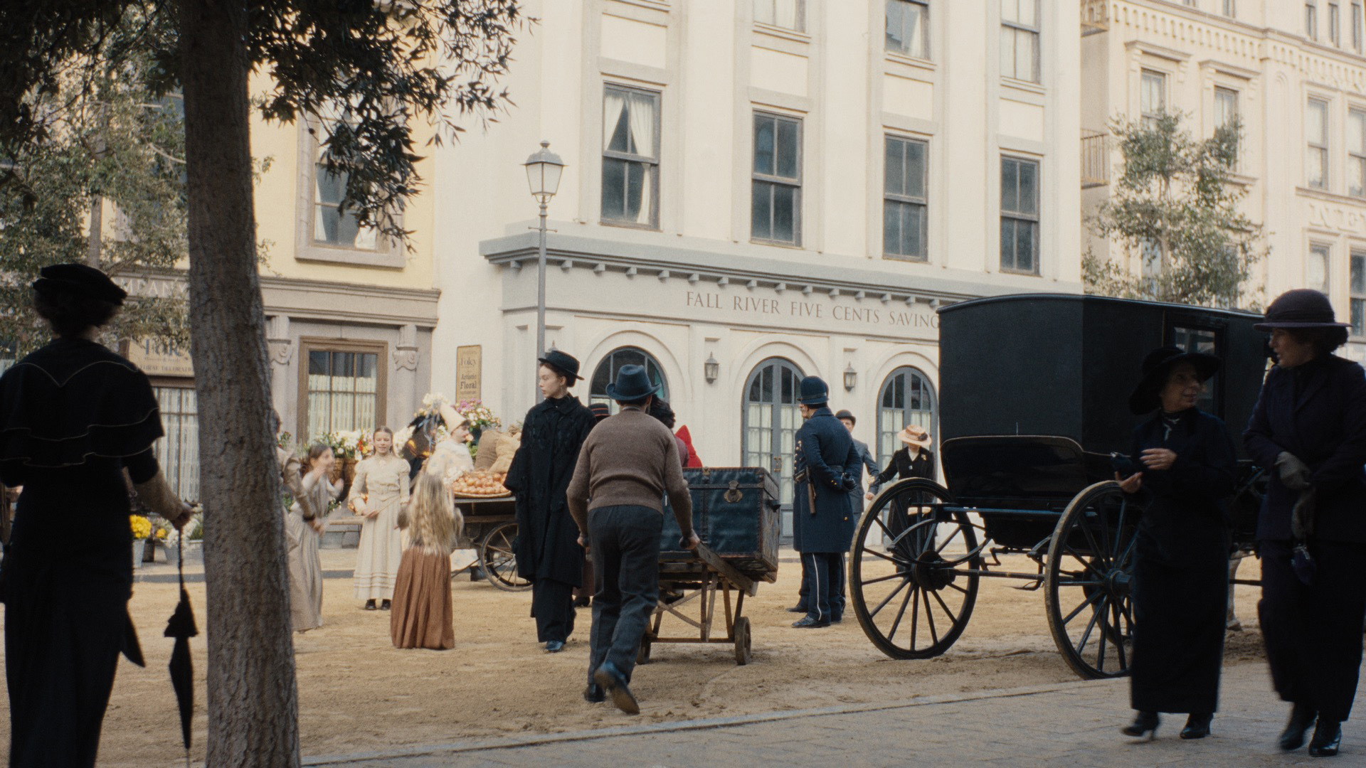Monster Season 4 - Fall River - Flowers Shop, Five Cents Saving Bank - Ella Beatty as Lizzie Borden