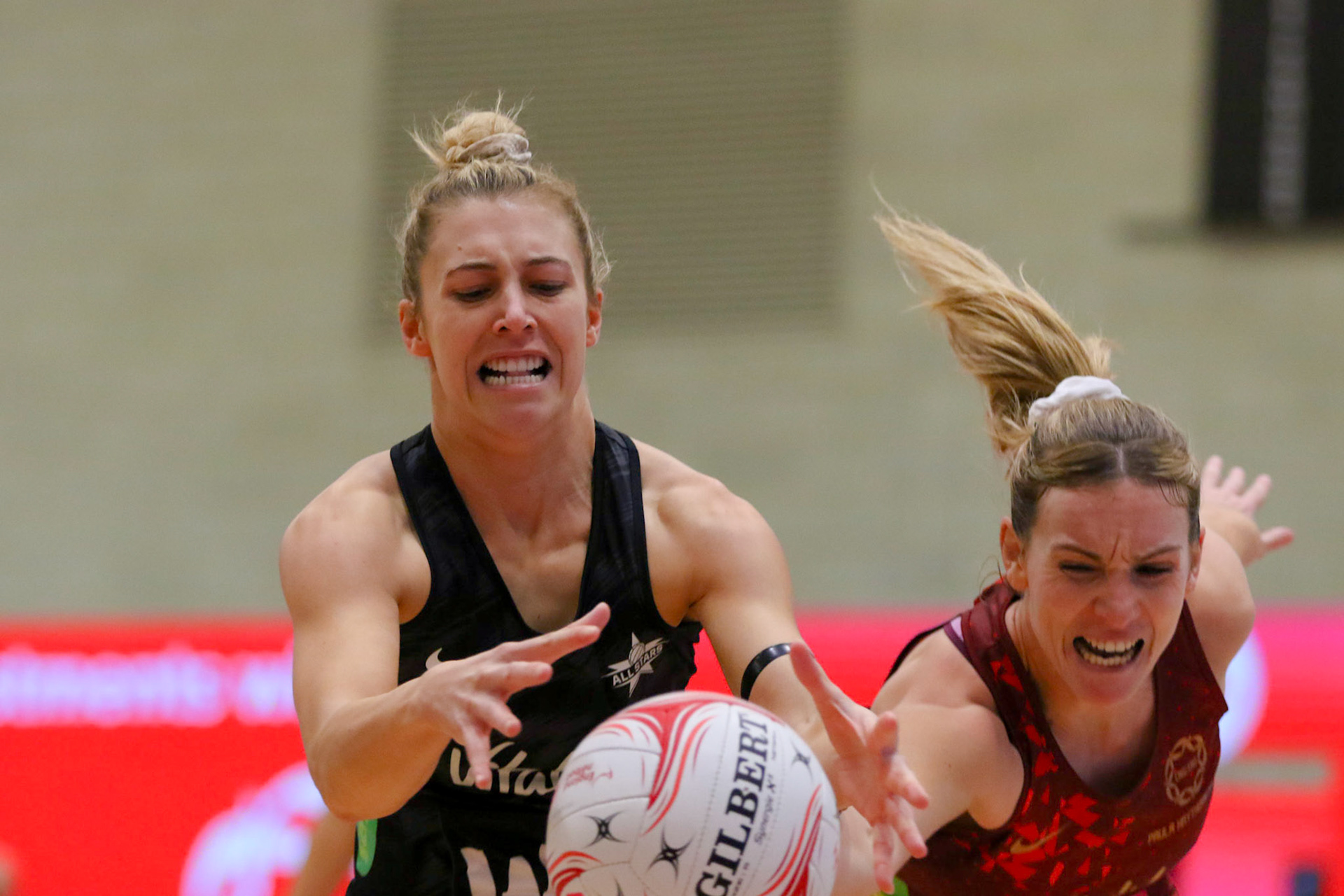 Gia Abernethy of Strathclyde Sirens during Game 2 of the Vitality Netball Legends Series at Loughborough University, Loughborough, England on 22th January 2021