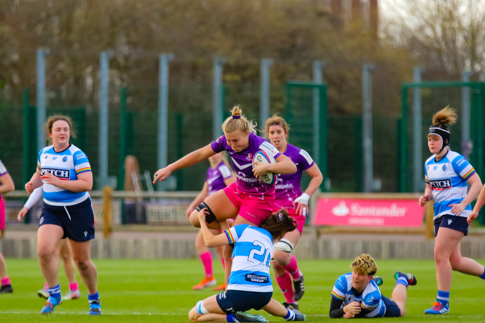 Courtney Holtkamp of Loughborough Lightning during the Allianz Premier 15s match between Loughborough Lightning and DMP Sharks at The Loughborough University, England on 28th Jan 2022. © @benlumleyphoto