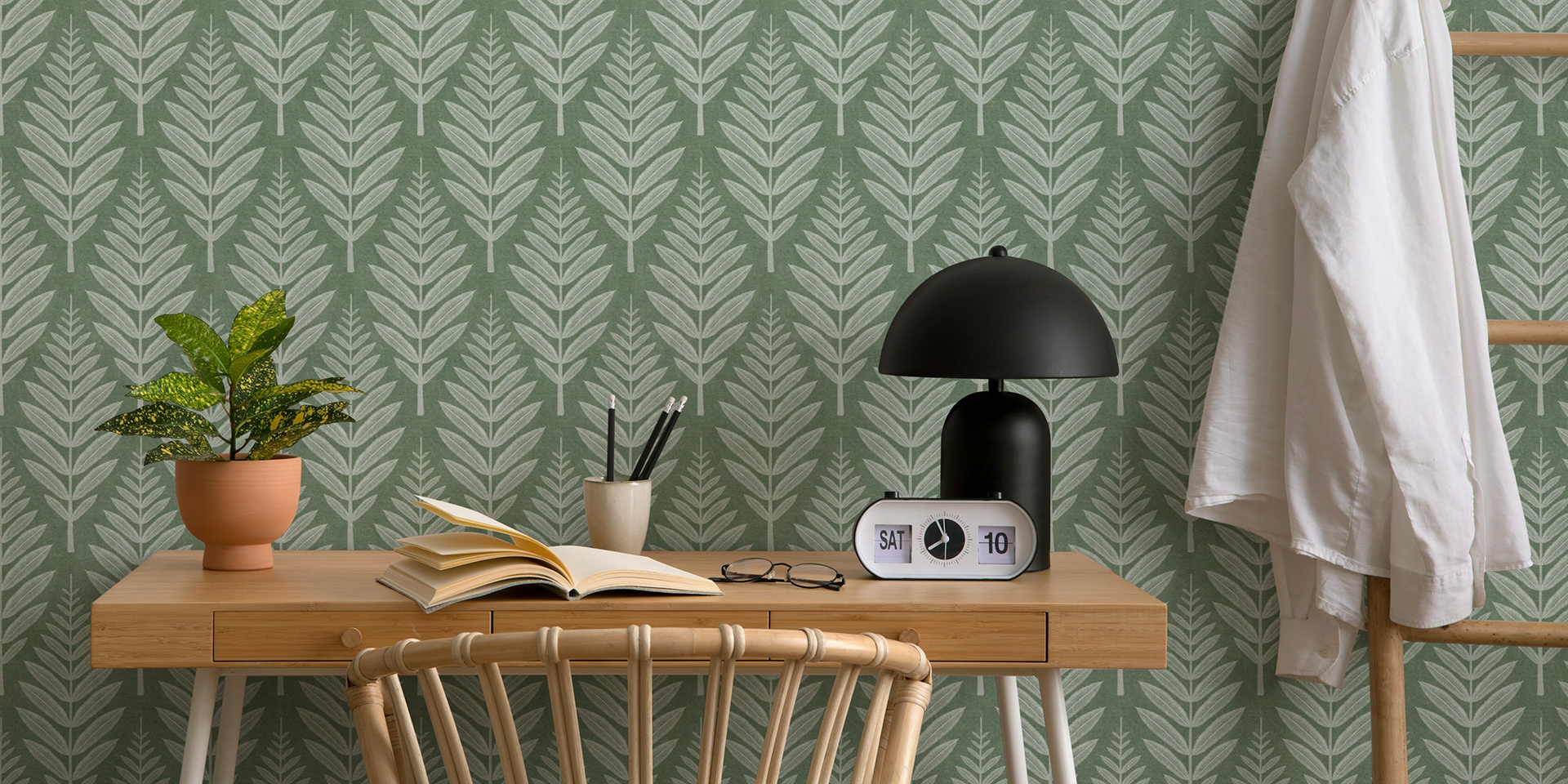 Frosted Leaf Pattern - Earthy Green