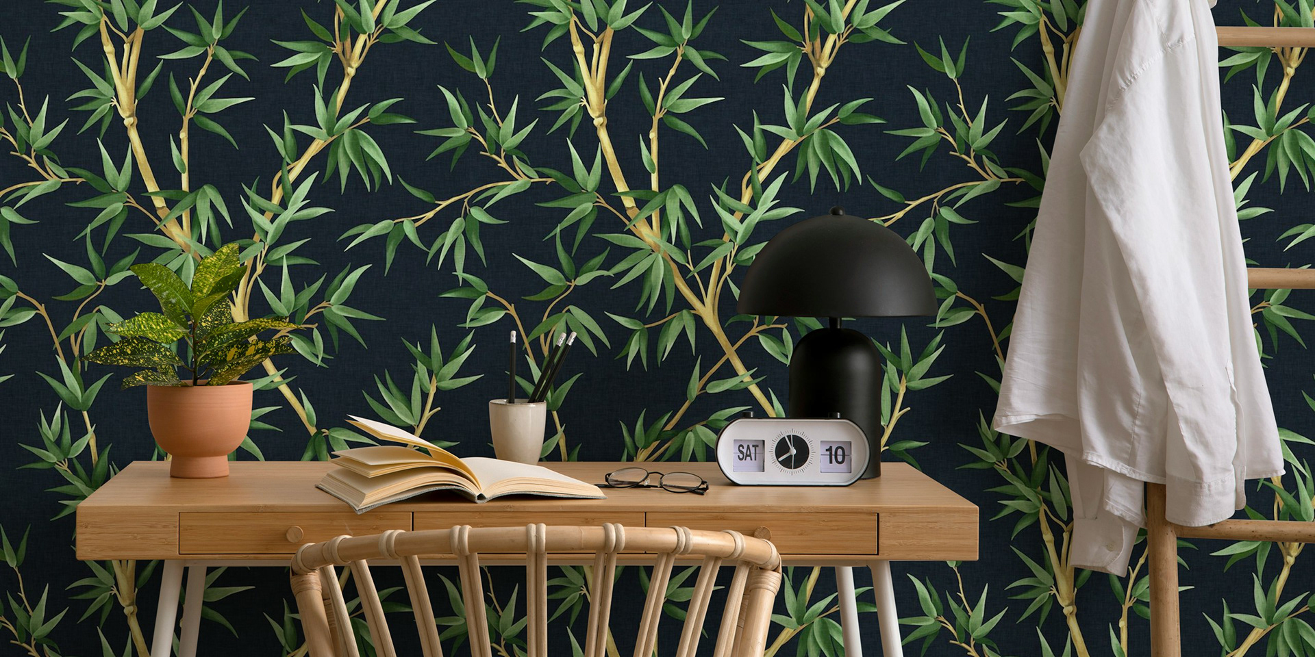Elegant Bamboo Botanical - Black & Green