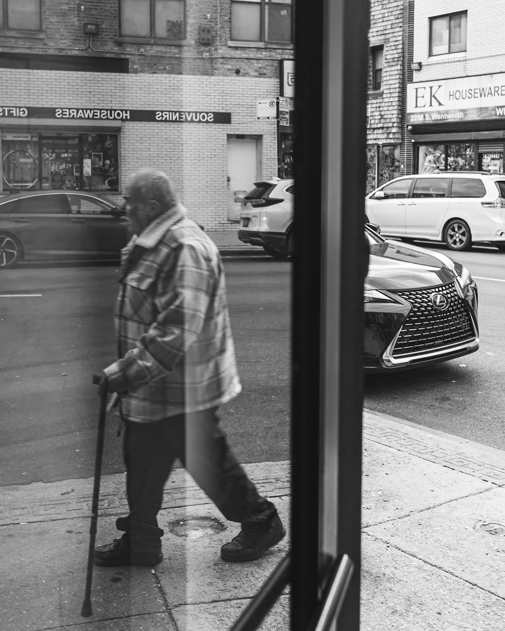 I barged into this pastyr shop camera in hand, spun around and pushed the door open with my left hand while snapping this with the right. 🤣