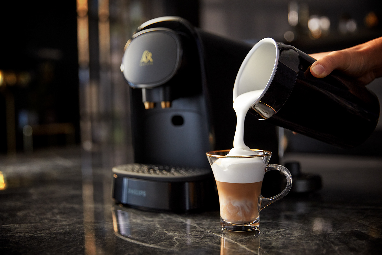 Machine + Frother