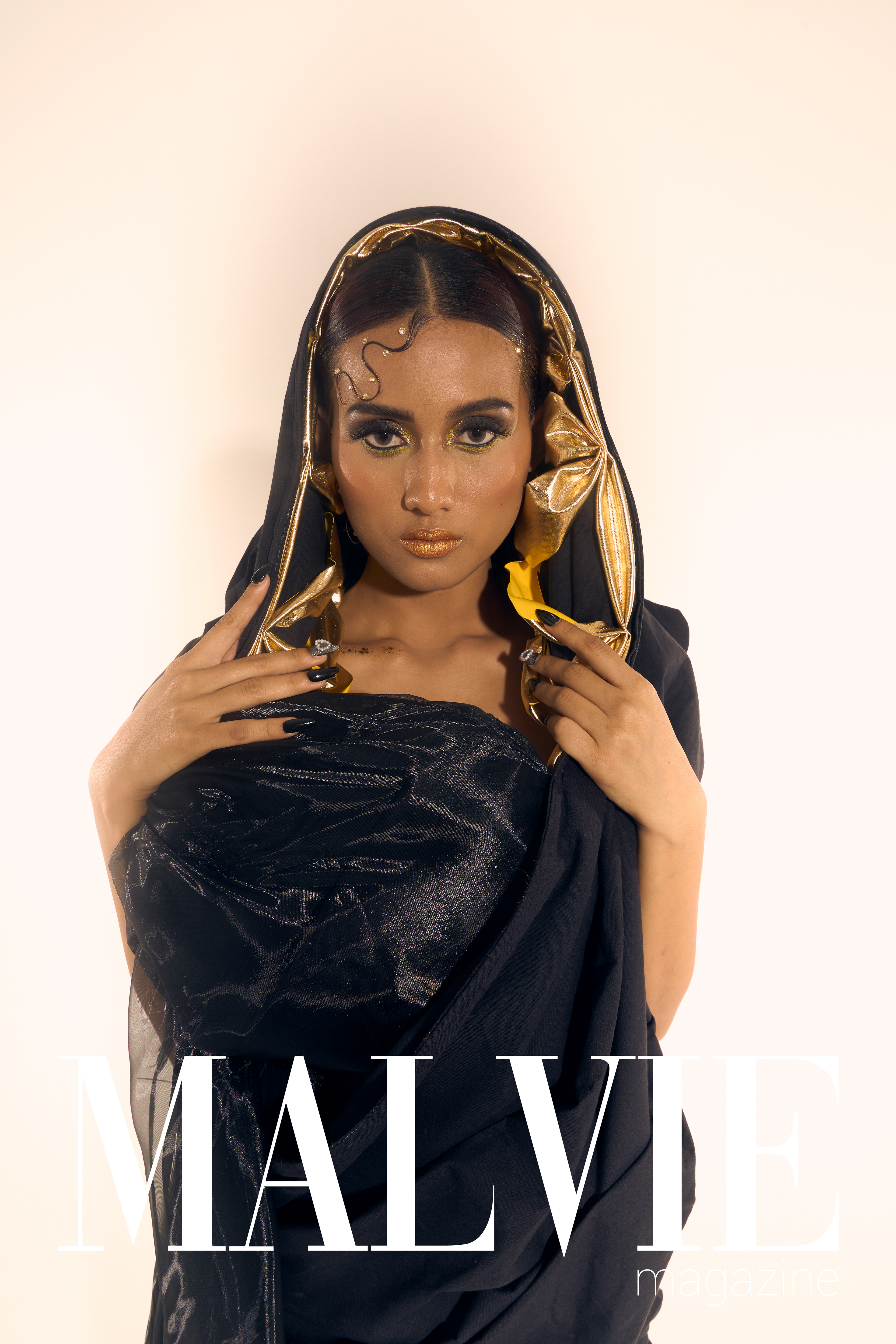 Movement as identity, silence as rhythm.  Inspired by Zat Pwe, a traditional Burmese performance art blending dance, music, and theatre. This editorial explores fluid motion and cultural expression through form and fabric. Shot in Bangkok for a Rangsit University fashion thesis collection, later selected for Malvie Magazine Issue 67.