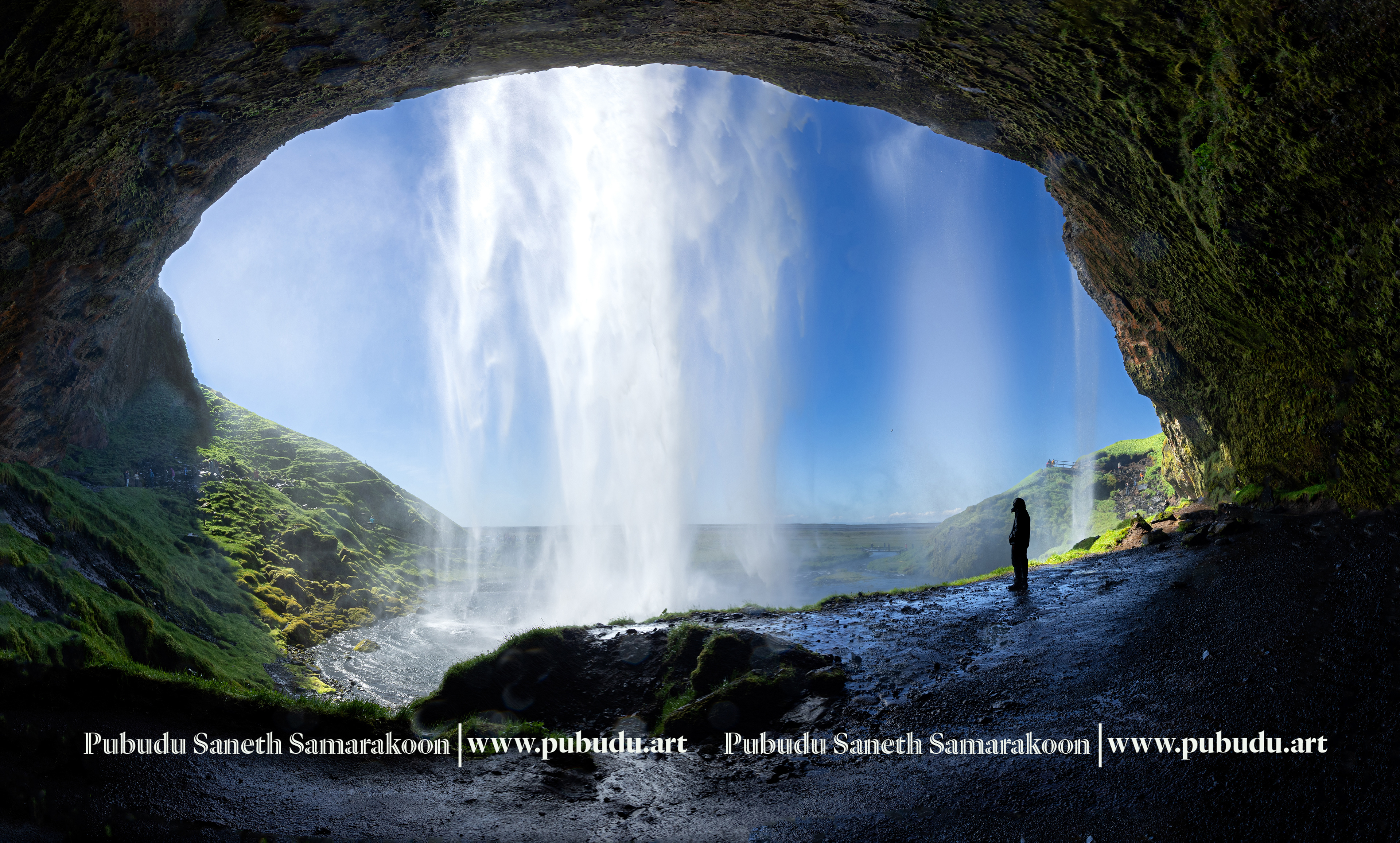 Cave behind Seljalandsfoss
