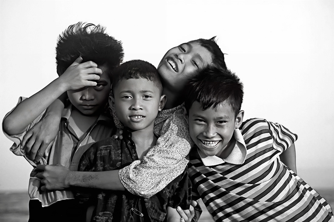 Beach boys  - Bali ©  2010 TWP - Kike Bullón