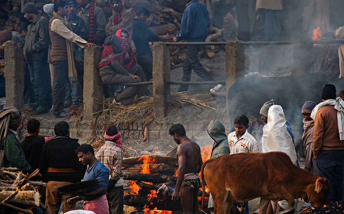 Cremations - Varanasi - India - © 2012 TWP - Kike Bullón