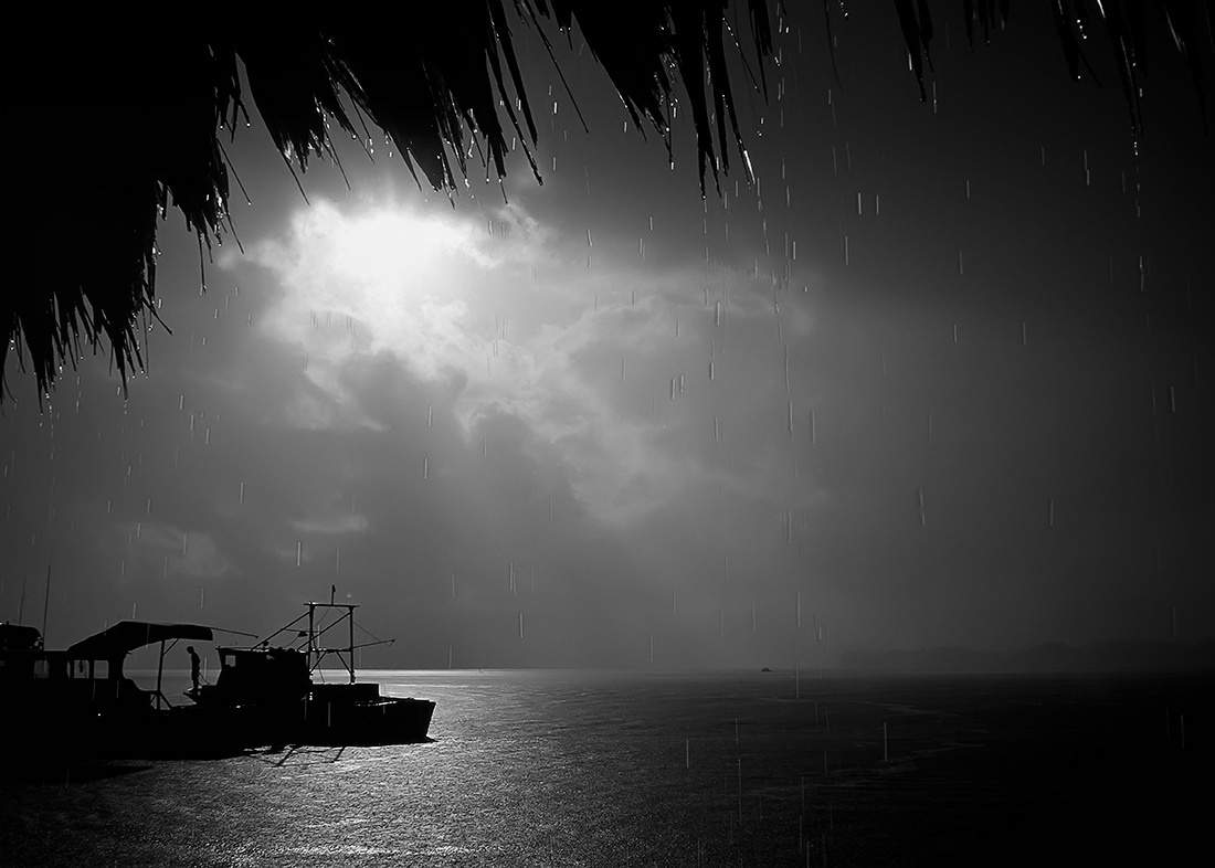 Summer storm - Livingston - Guatemala © 1994 TWP Kike Bullón