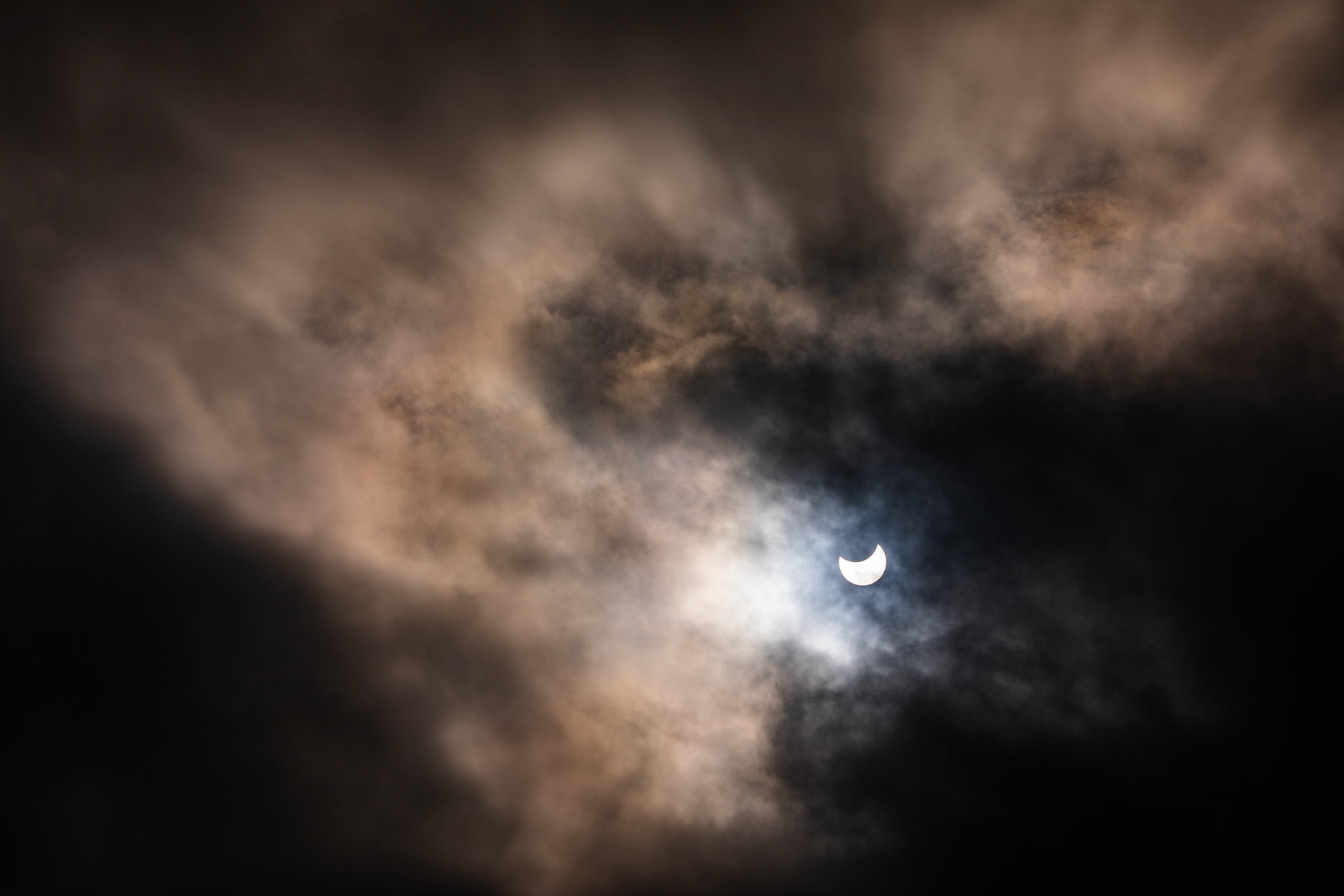 Zacmienie Słońca 2022