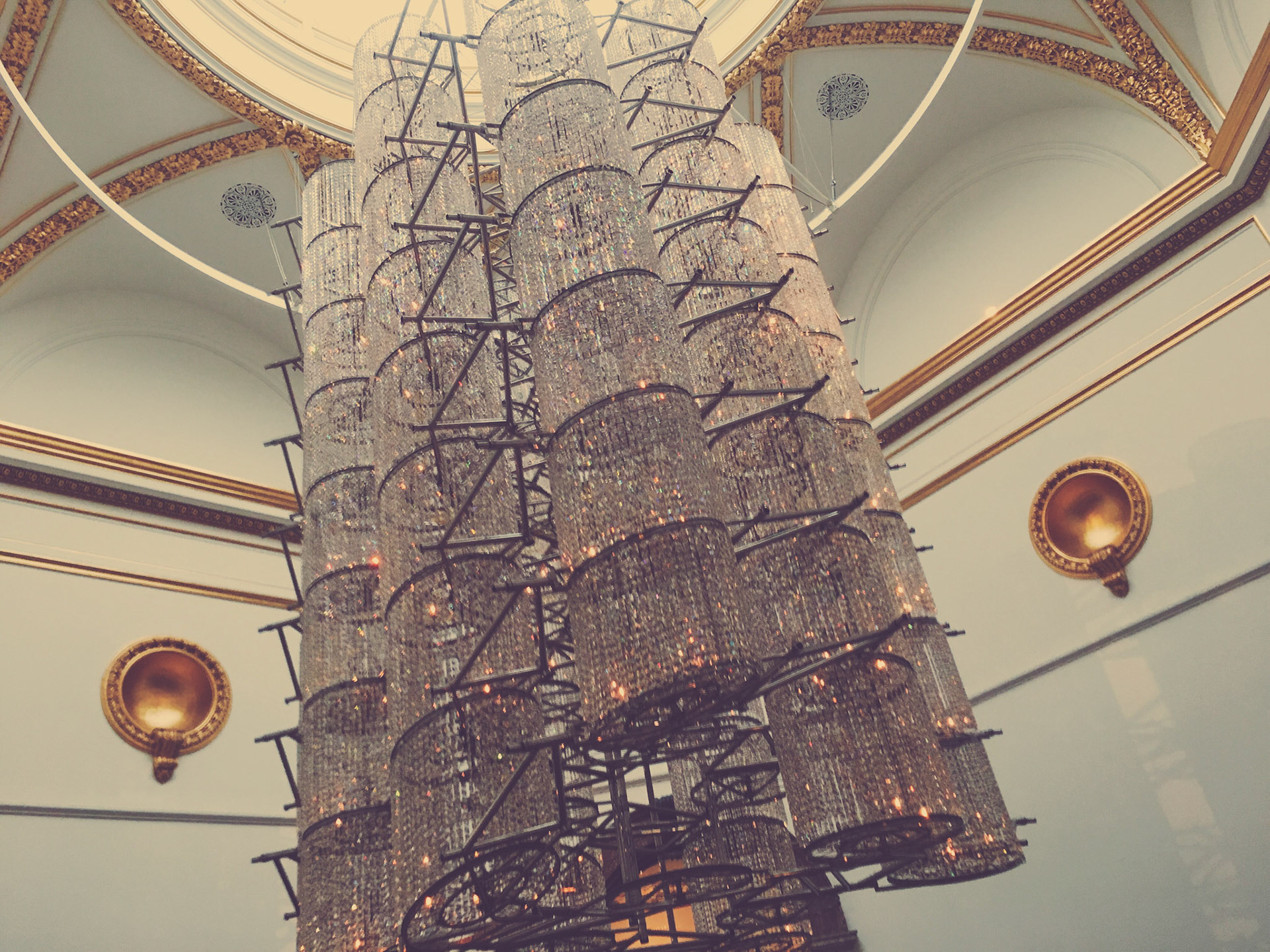 Processed with VSCOcam with f2 preset