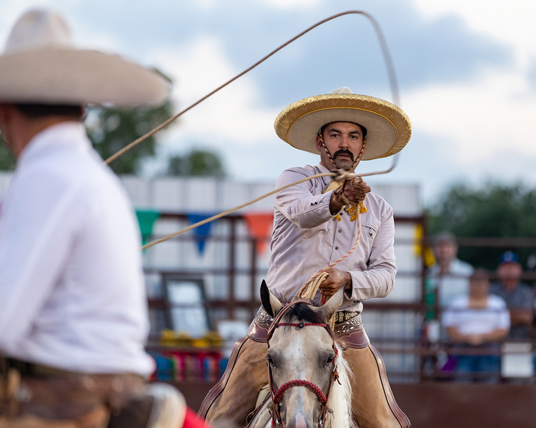 Manuel DeReza prepares to lasso a bull during the 13th annual Gran Charreada at the Diaz Ranch on July 27, 2024. BLAINE YOUNG | Herald-Zeitung