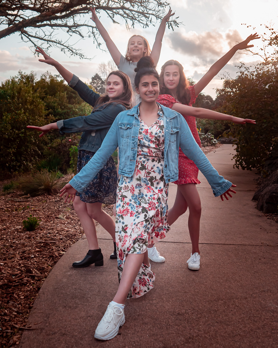 Annie, Rachel, Grace & Lynn