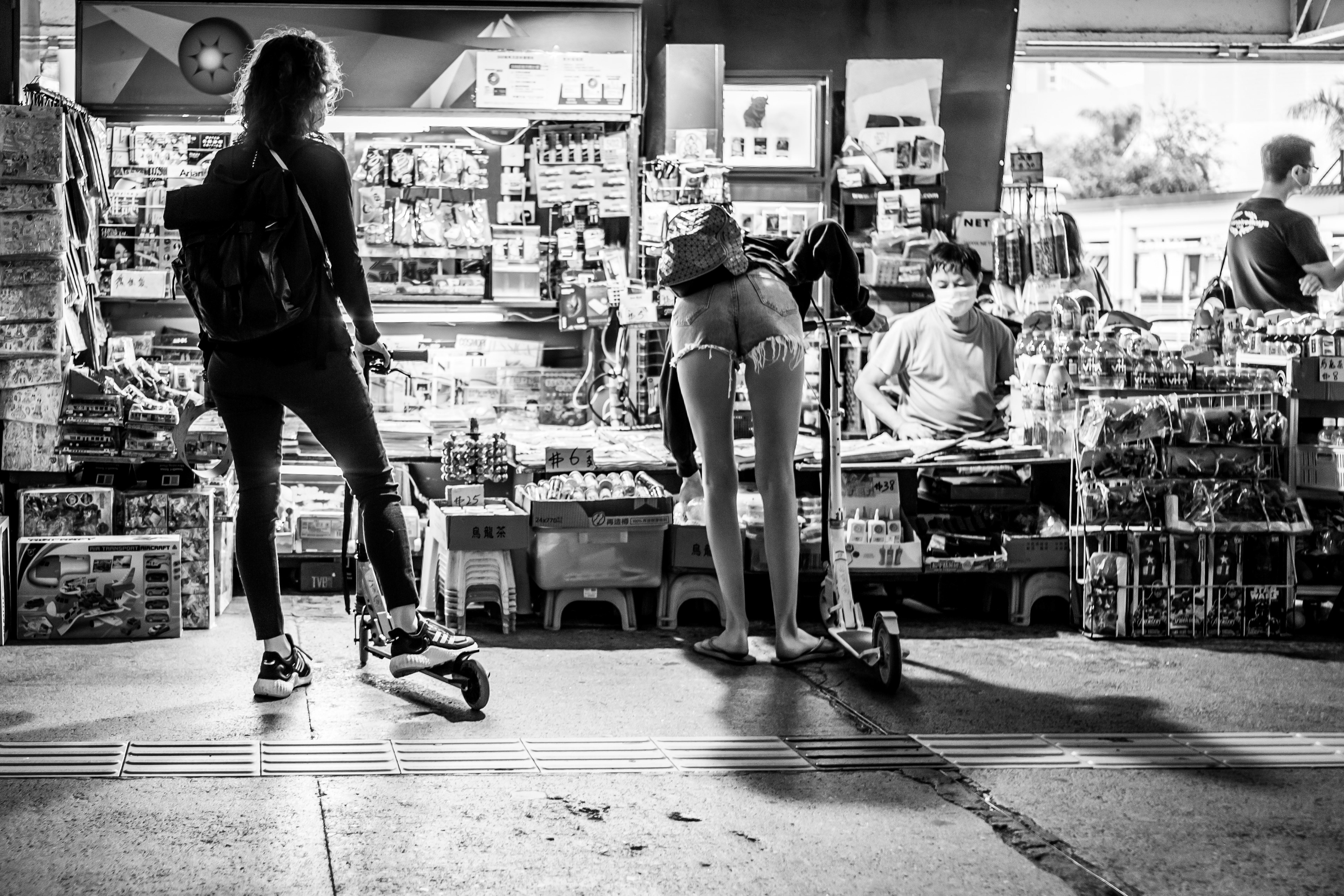 The moment... [LEICA M10, LEICA Summicron-M 35mm f/2 ASPH]