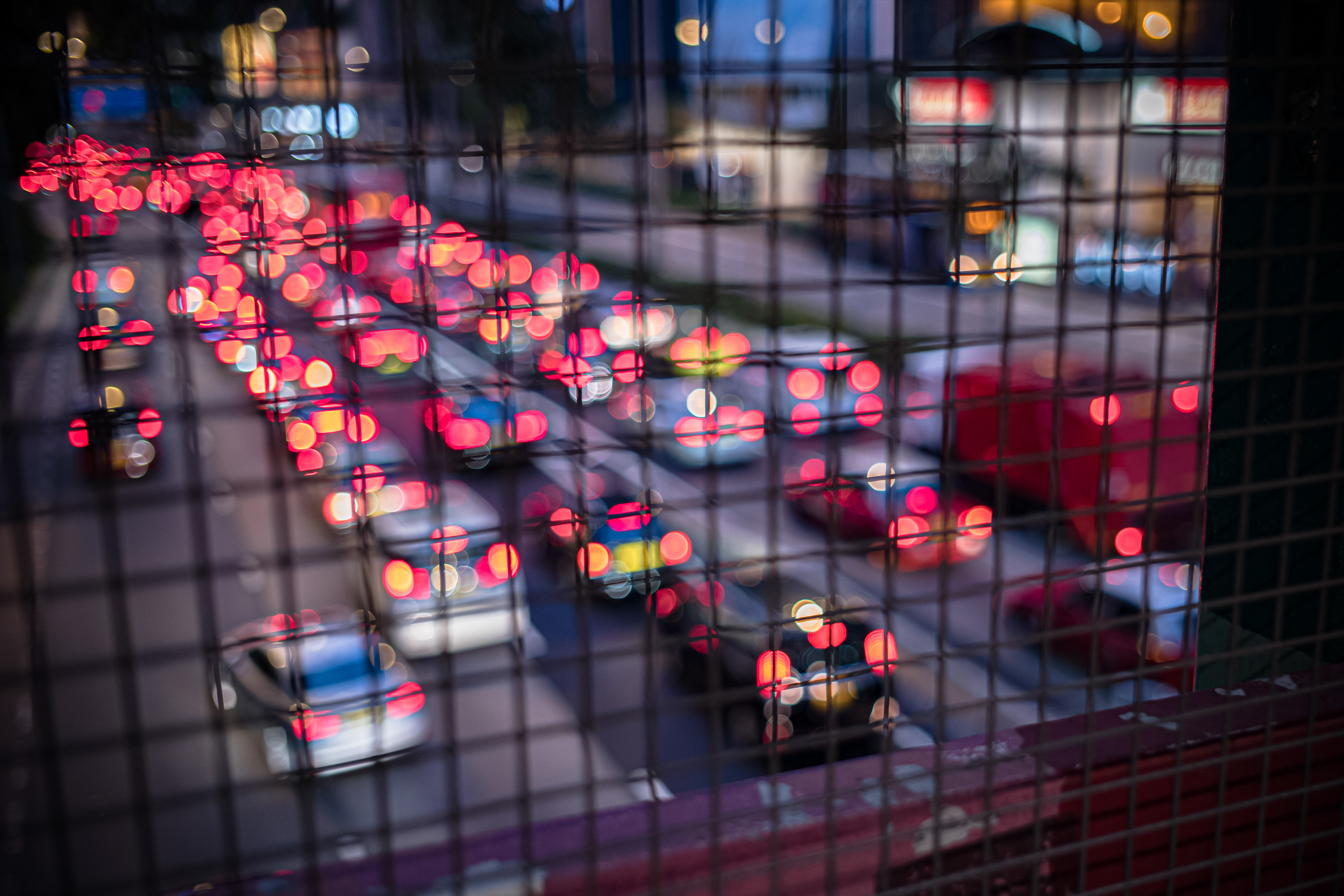 In order to live a normal life, the new generation of Hongkongers may have to look at everything vaguely. [LEICA M10, LEICA Summicron-M 35mm f/2 ASPH]