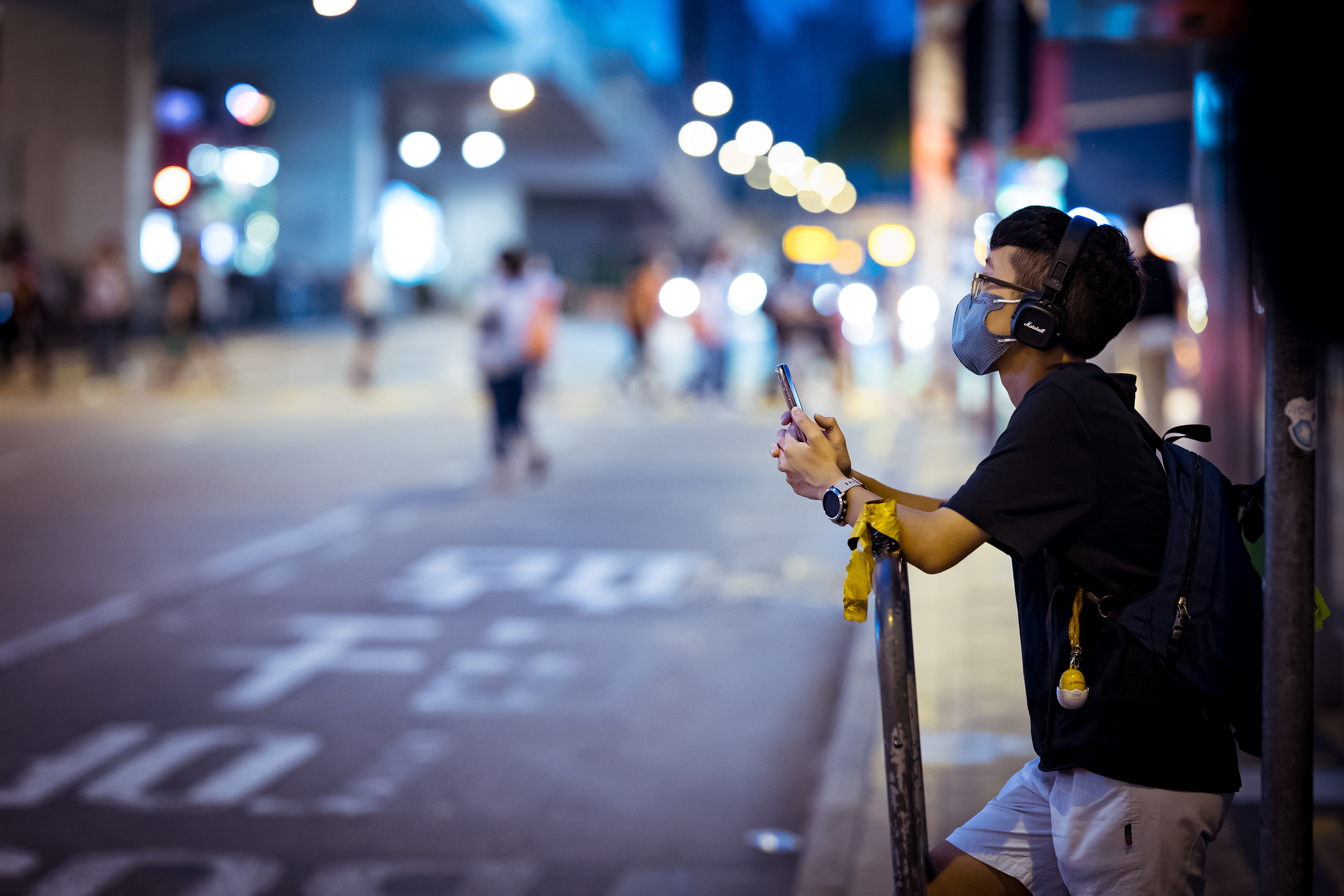 How's the way forward for Hongkonger? [Panasonic LUMIX DC-S5, Sigma 85mm F1.4 DG DN | Art 020]