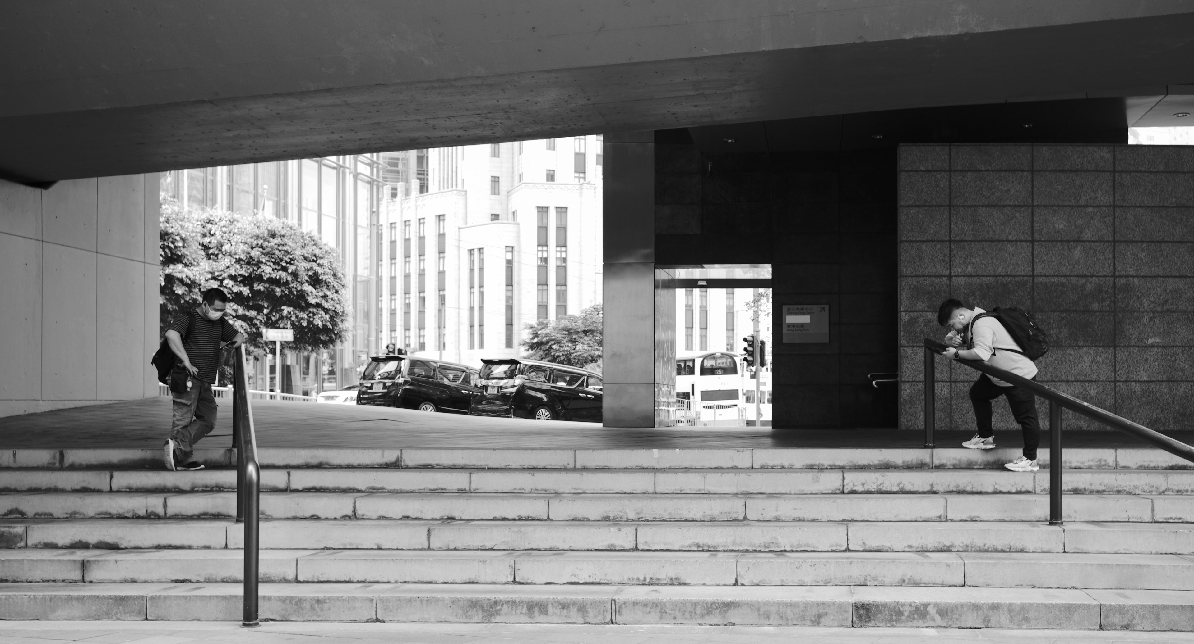 social distancing [LEICA M10, LEICA Summicron-M 35mm f/2 ASPH]