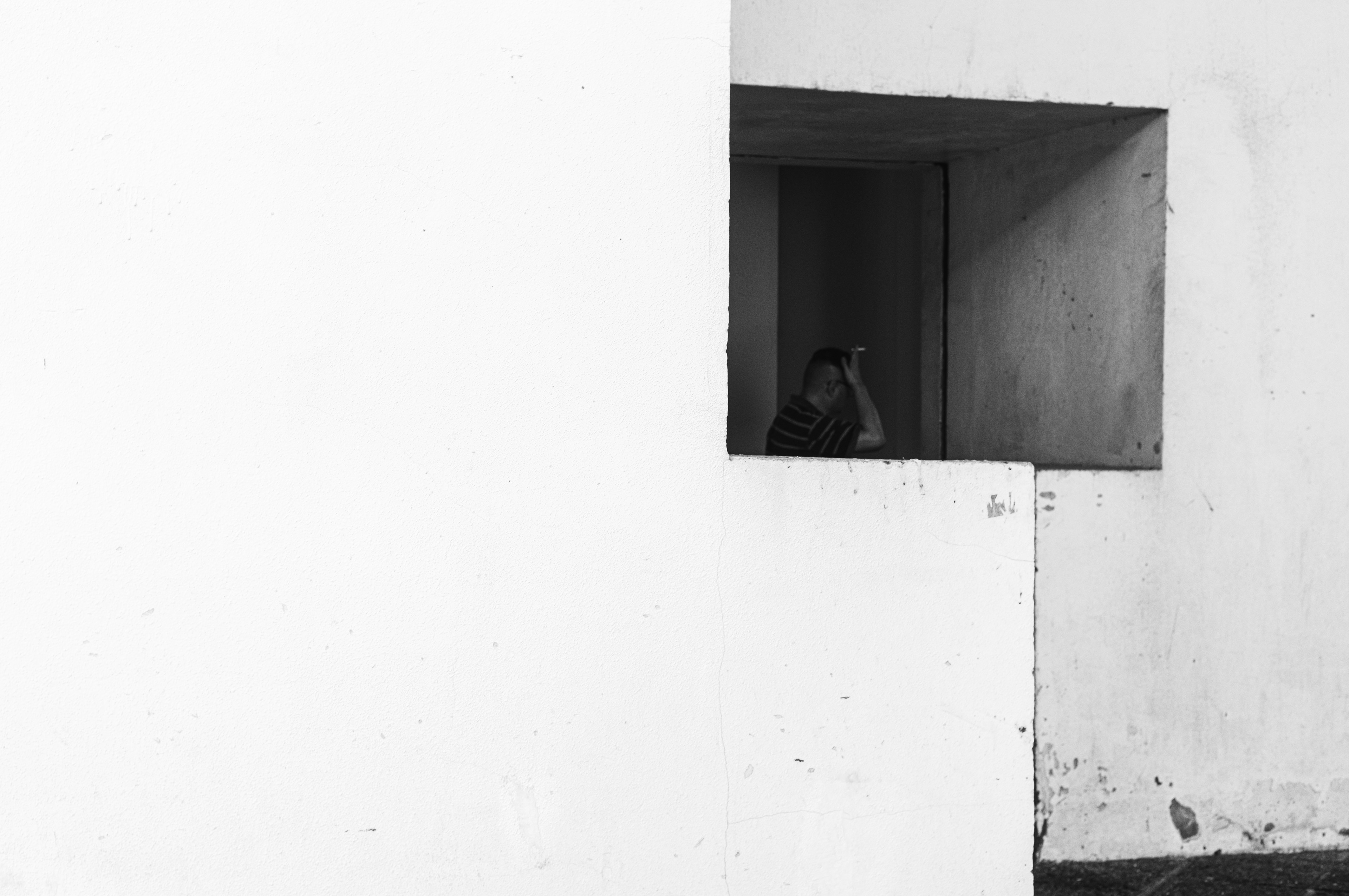 Dilemma [LEICA M11, Voigtlander Nokton 75mm f/1.5 Aspherical]