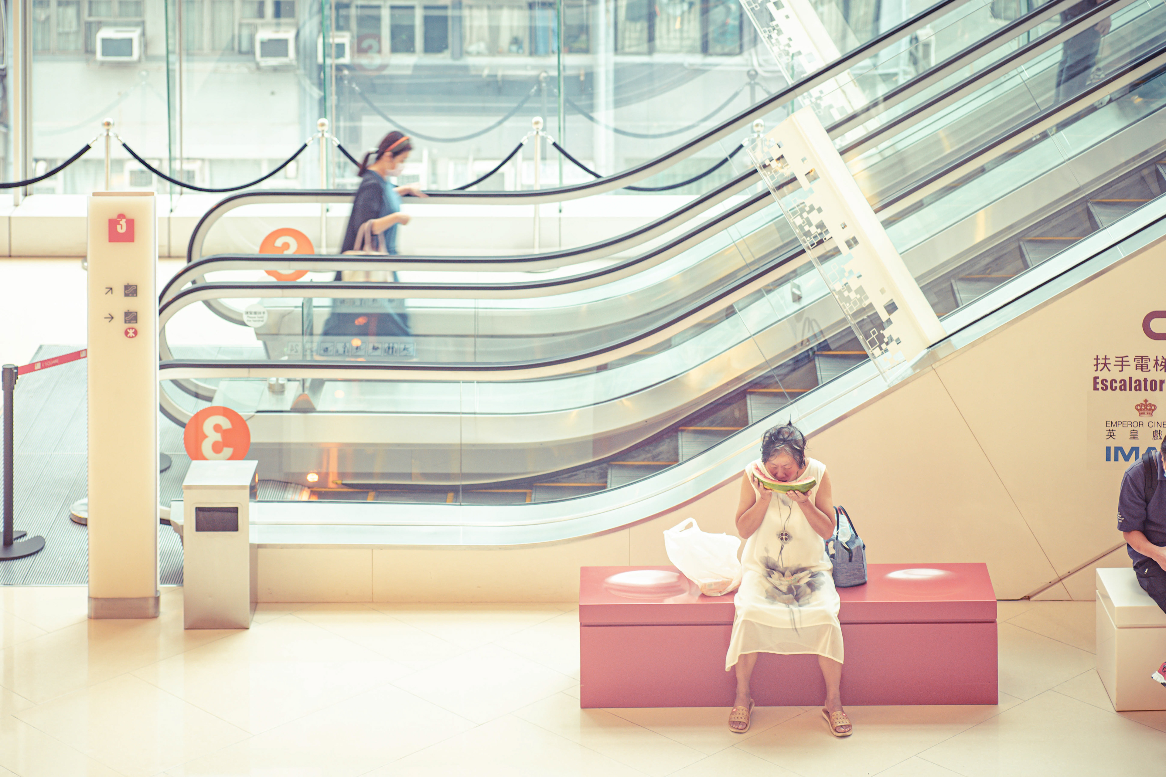 Watermelon at iSQUARE [LEICA M10, LEICA Tele-Elmarit-M 90mm f/2.8]