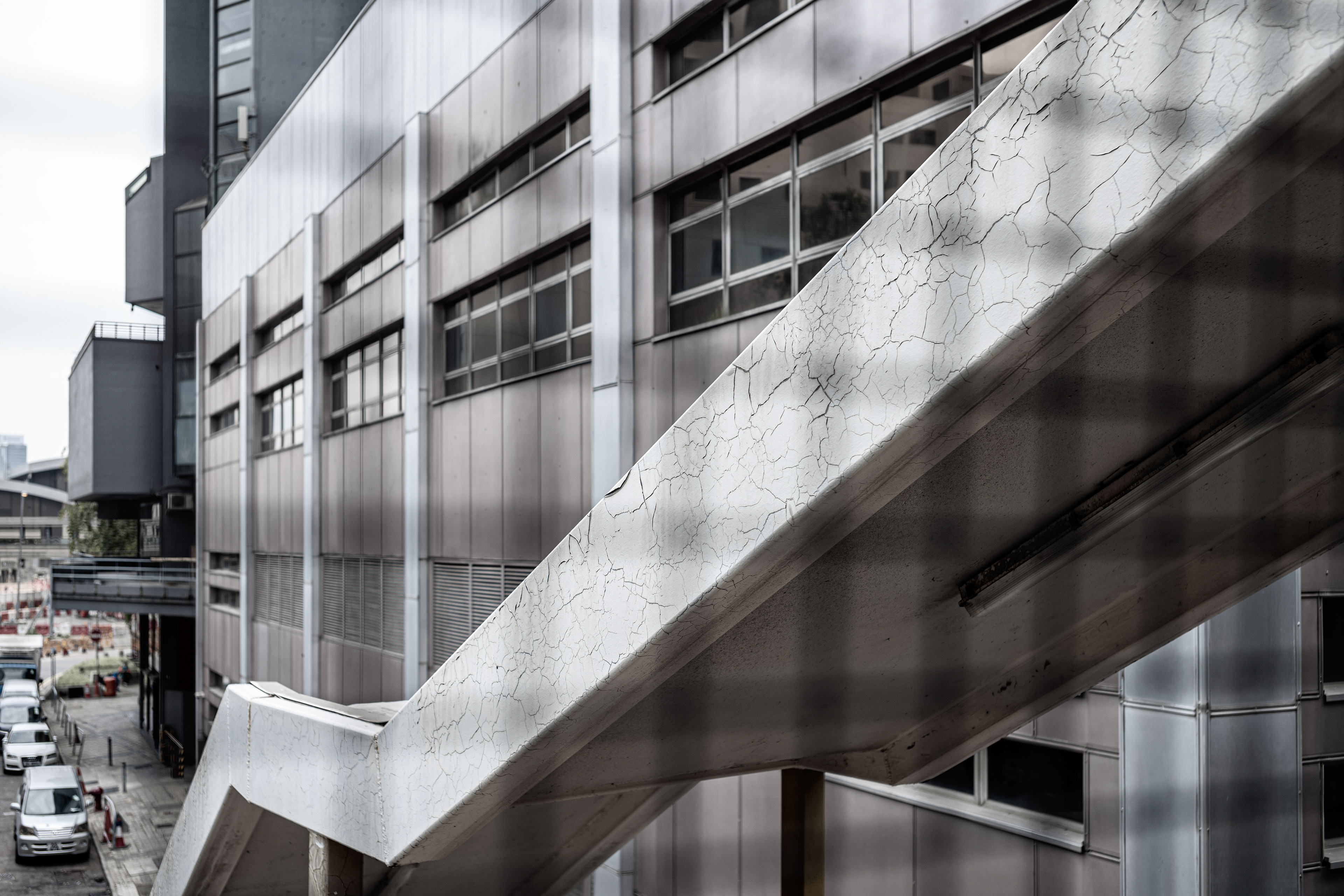 Now there are cracks everywhere in Hong Kong, thank you Chi na. [LEICA M10, LEICA Summicron-M 35mm f/2 ASPH]