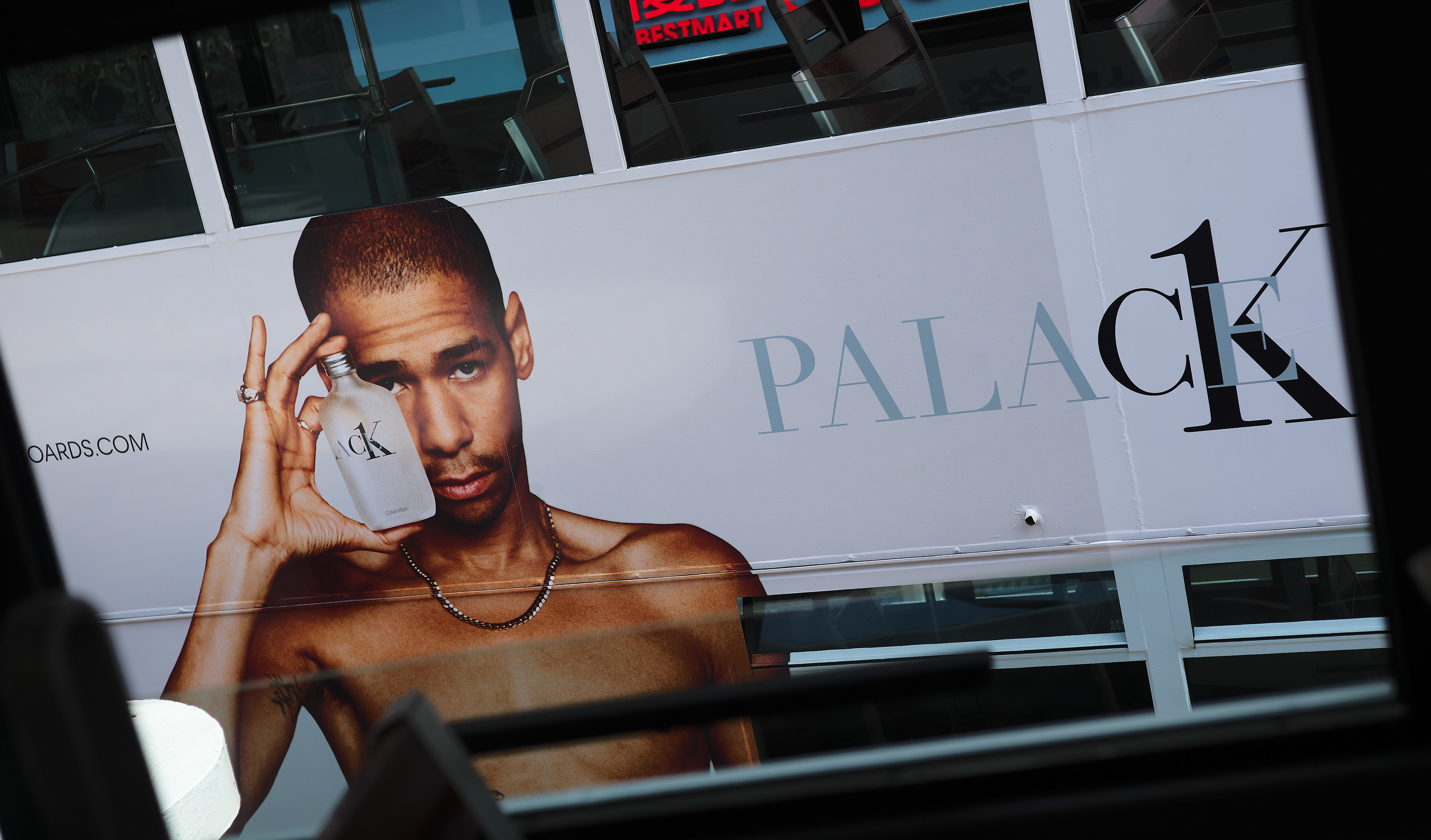 Contrast [LEICA M11, LEICA SUMMICRON 50mm f/2 Rigid]