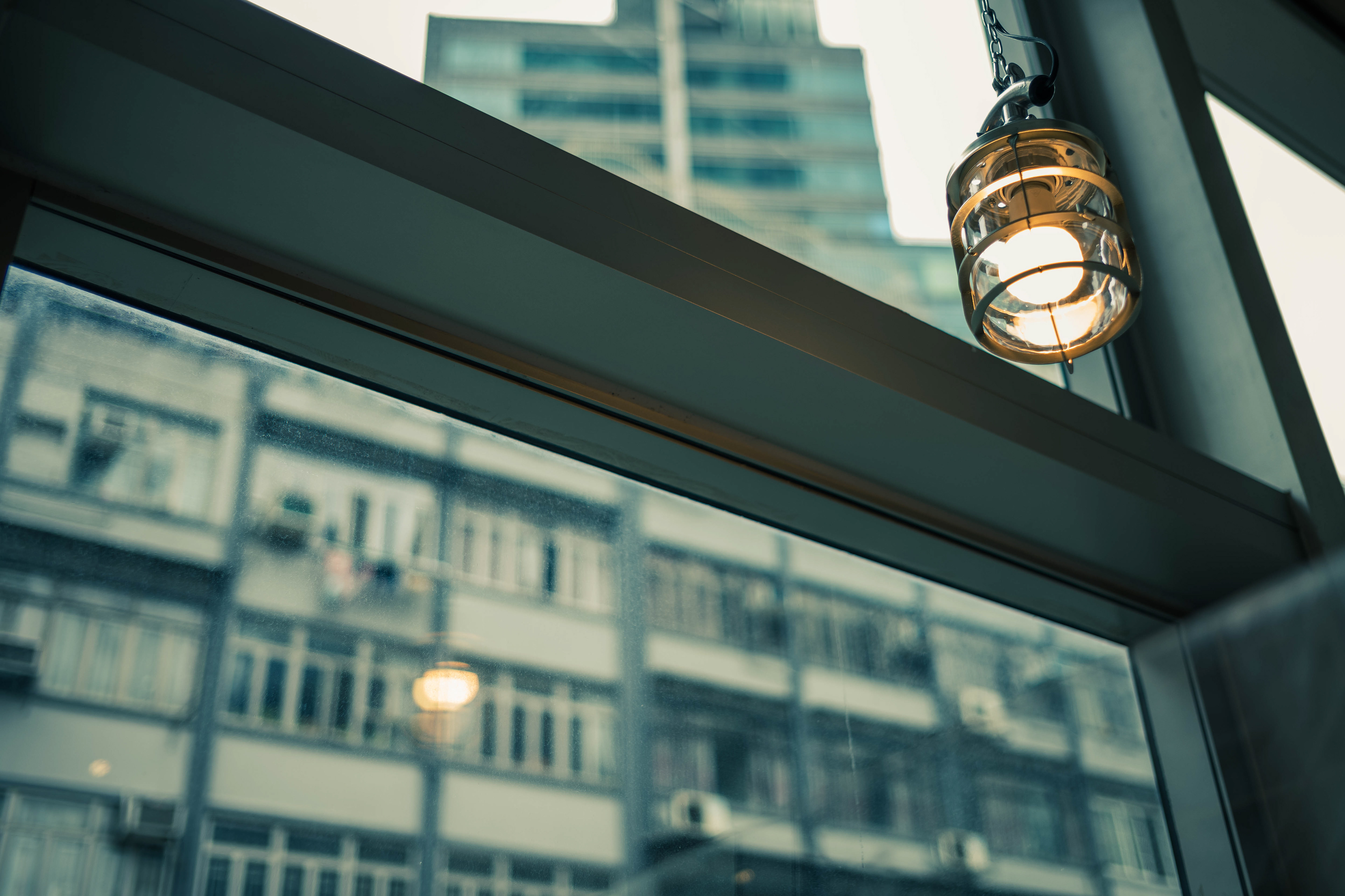 At HOW, K11 Natural [LEICA M10, LEICA Summicron-M 35mm f/2 ASPH]