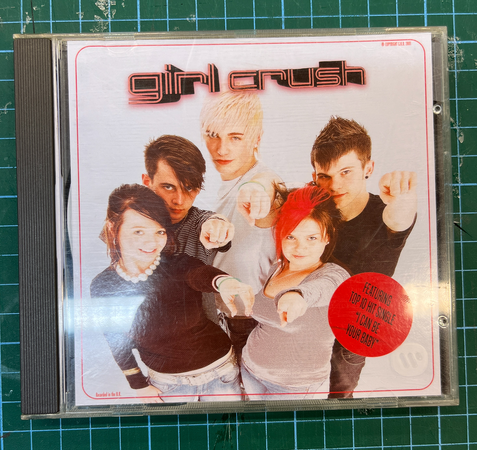 1990s teen bedroom dressing