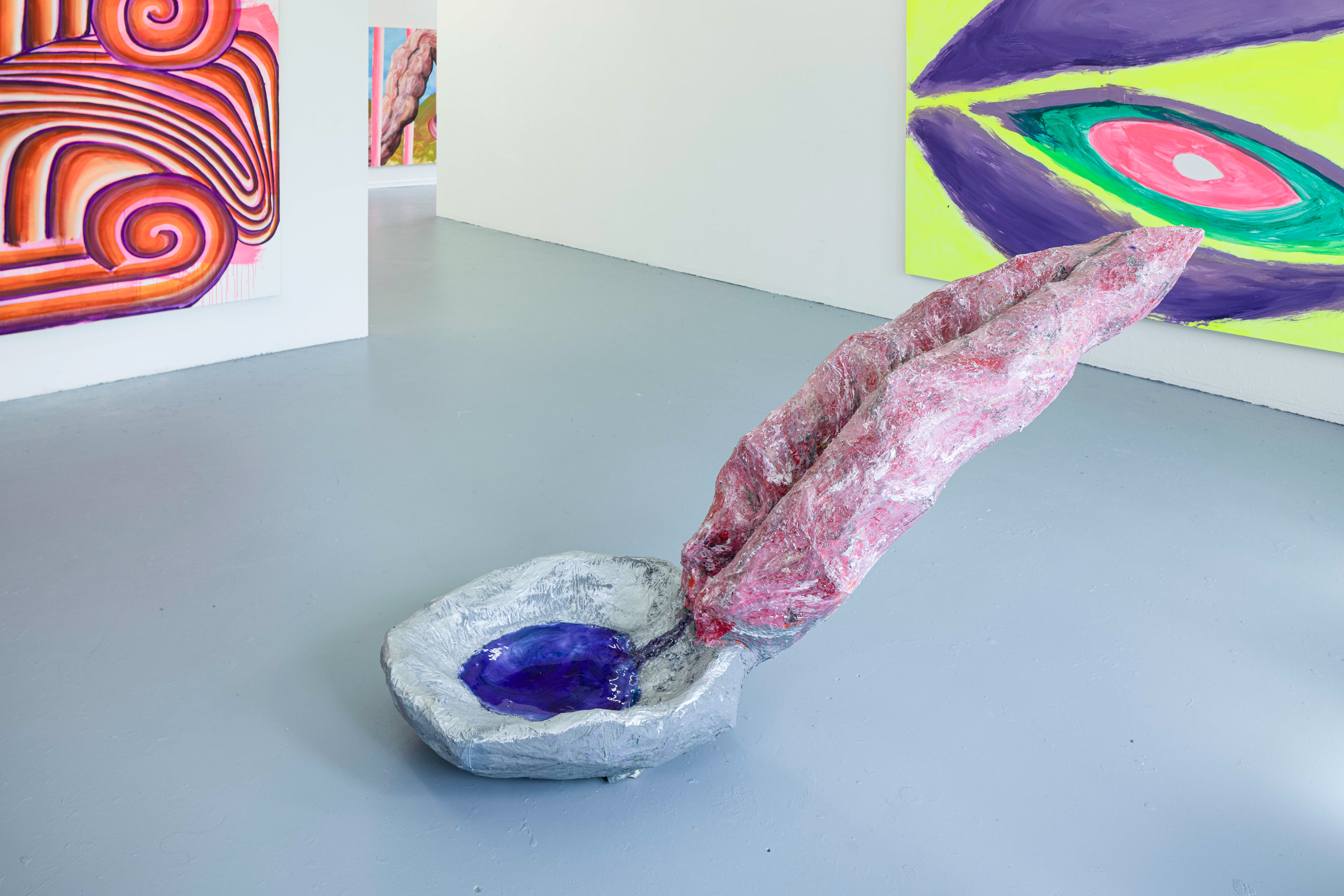 Zungenlöffel, 2023, Holz, Draht, Papiermache, Acrylfarbe, Epoxidharz, 120 × 140 × 80 cm