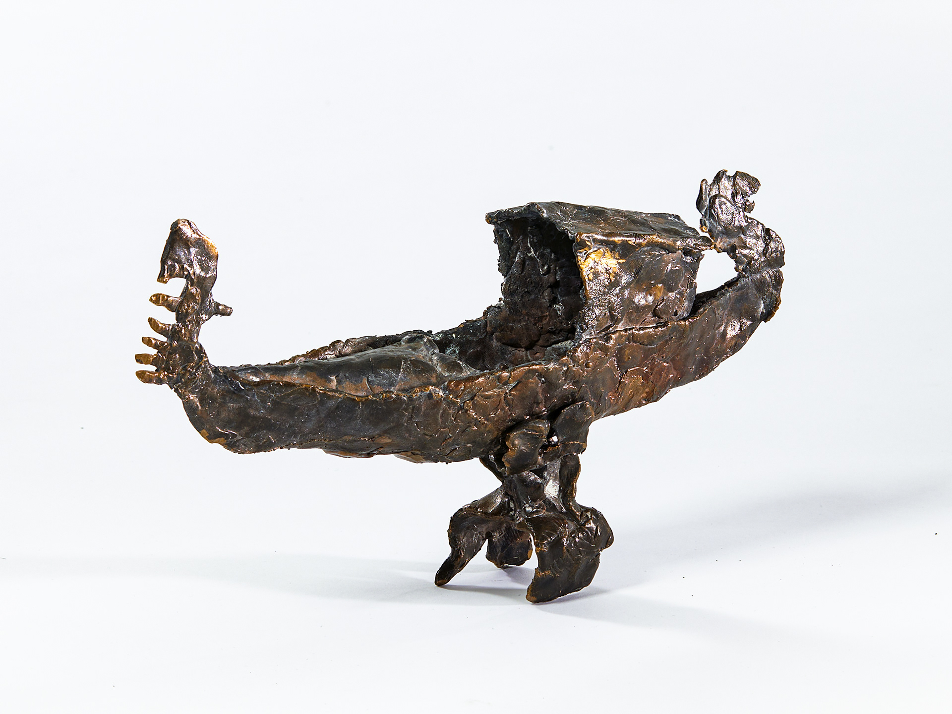 Gondel, Bronze, 32 × 7 × 12 cm, 2021