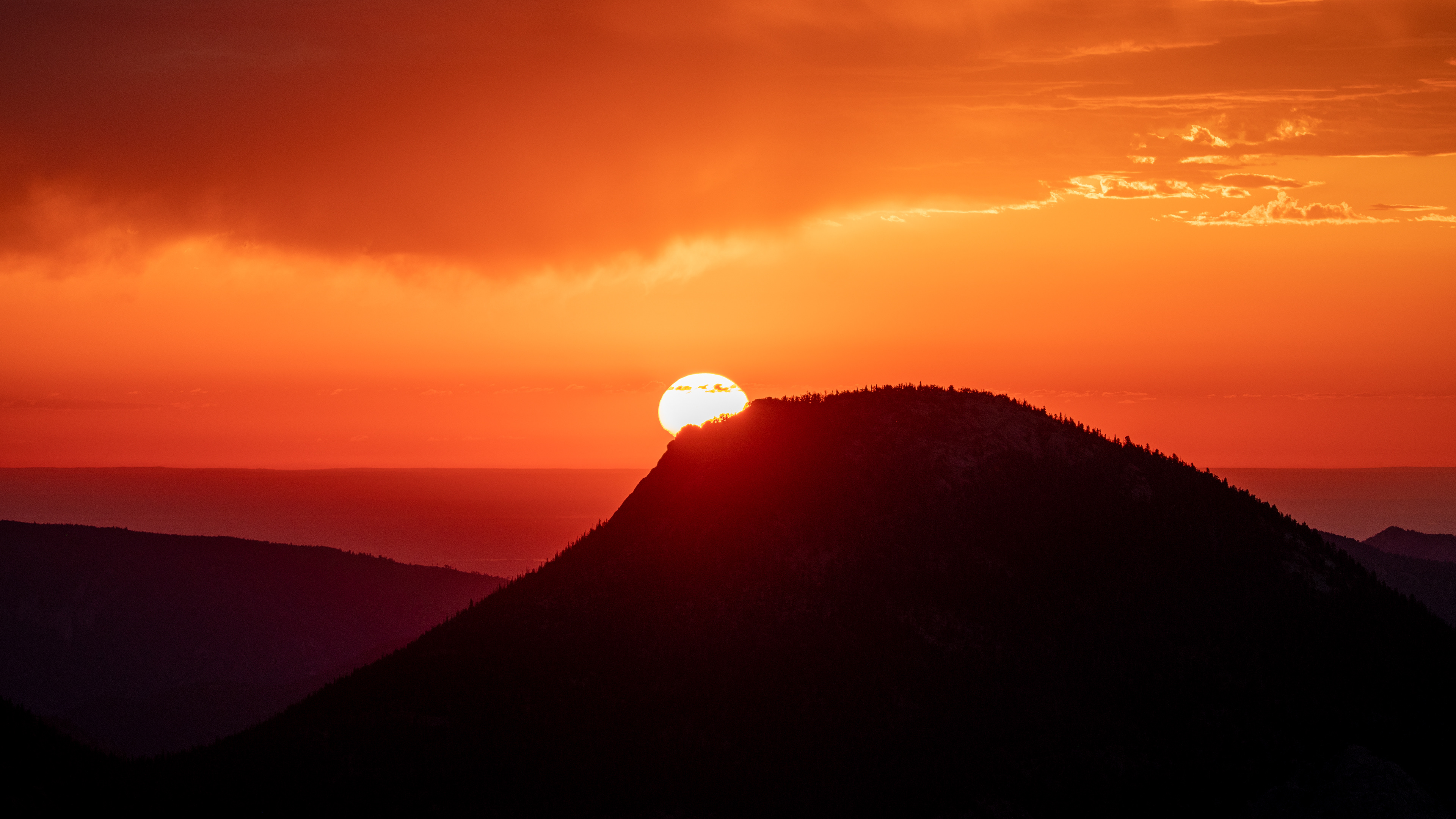 Sunrise Rocky Mountain National Park