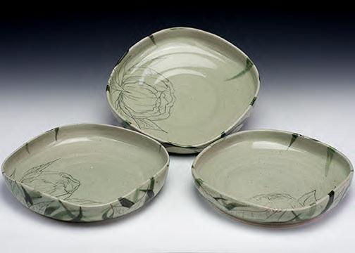 Appetizer plates-10.75"x 2.25"x 10.75"