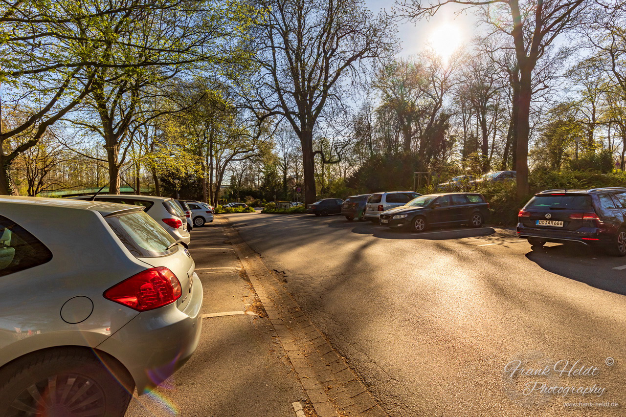 Dagegen um 9:45 war der Parkplatz fast voll.