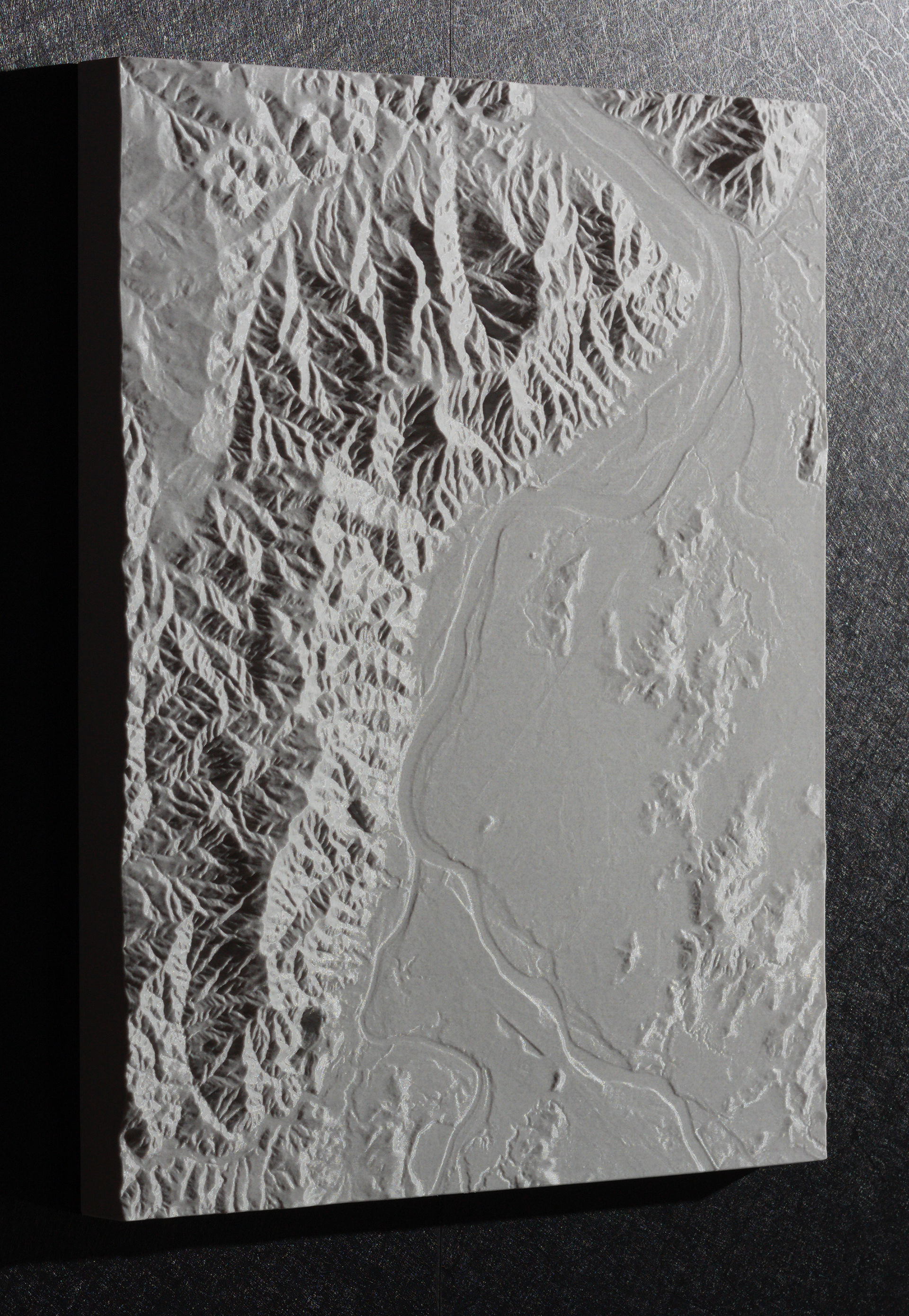Hakarimata Range 320 x 400 mm - $195